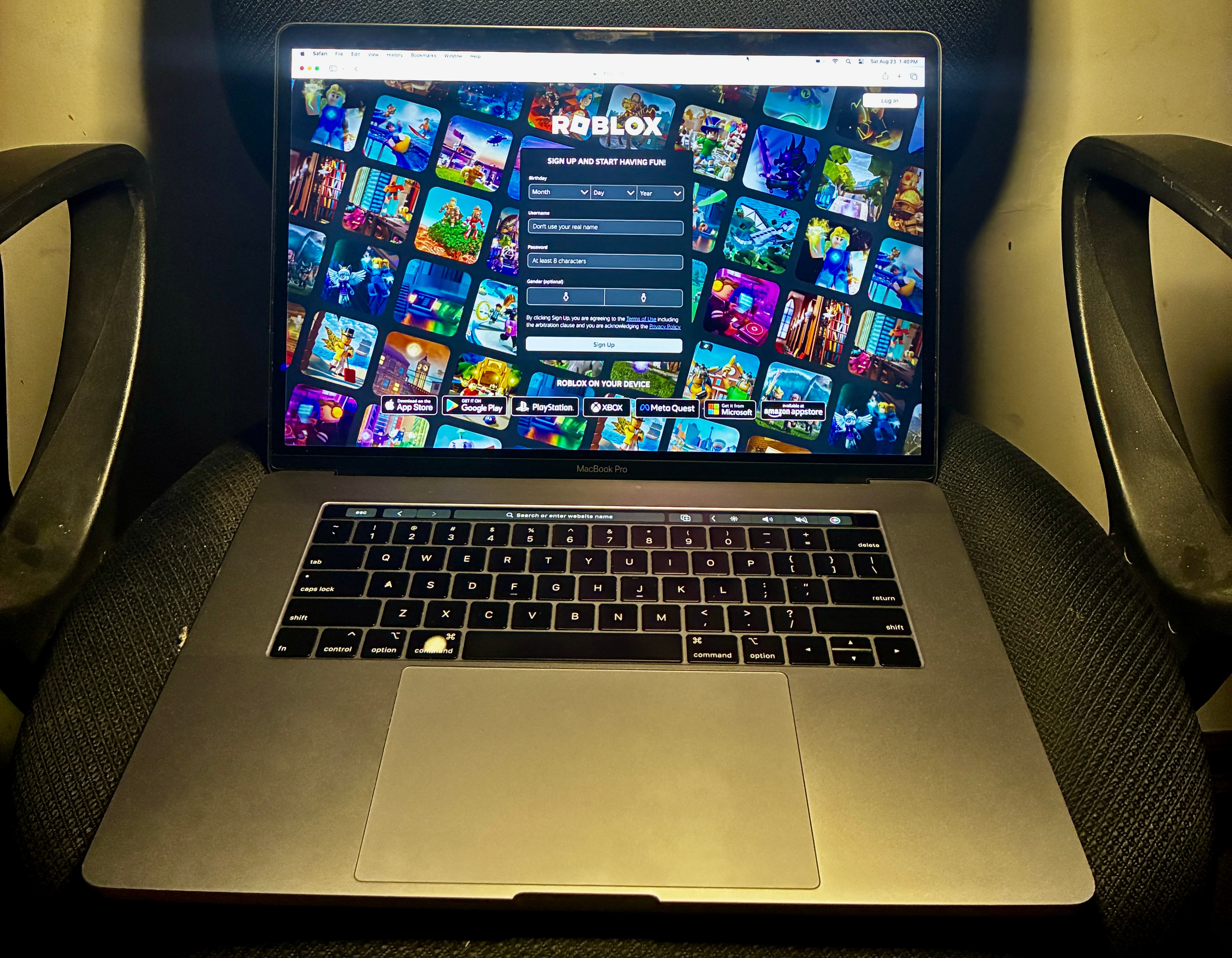 Apple MacBook Pro 15" SALE!! - photo 3