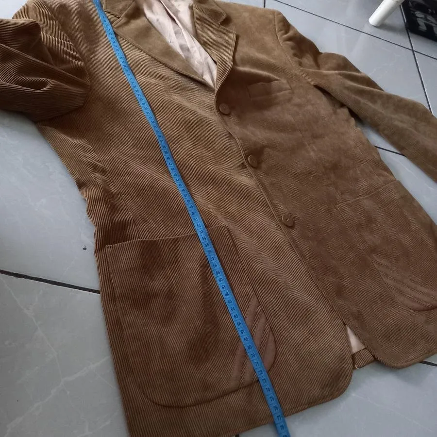 Giorgio Armani Vintage Italian Corduroy Blazer – Size 48 image indicator(7)