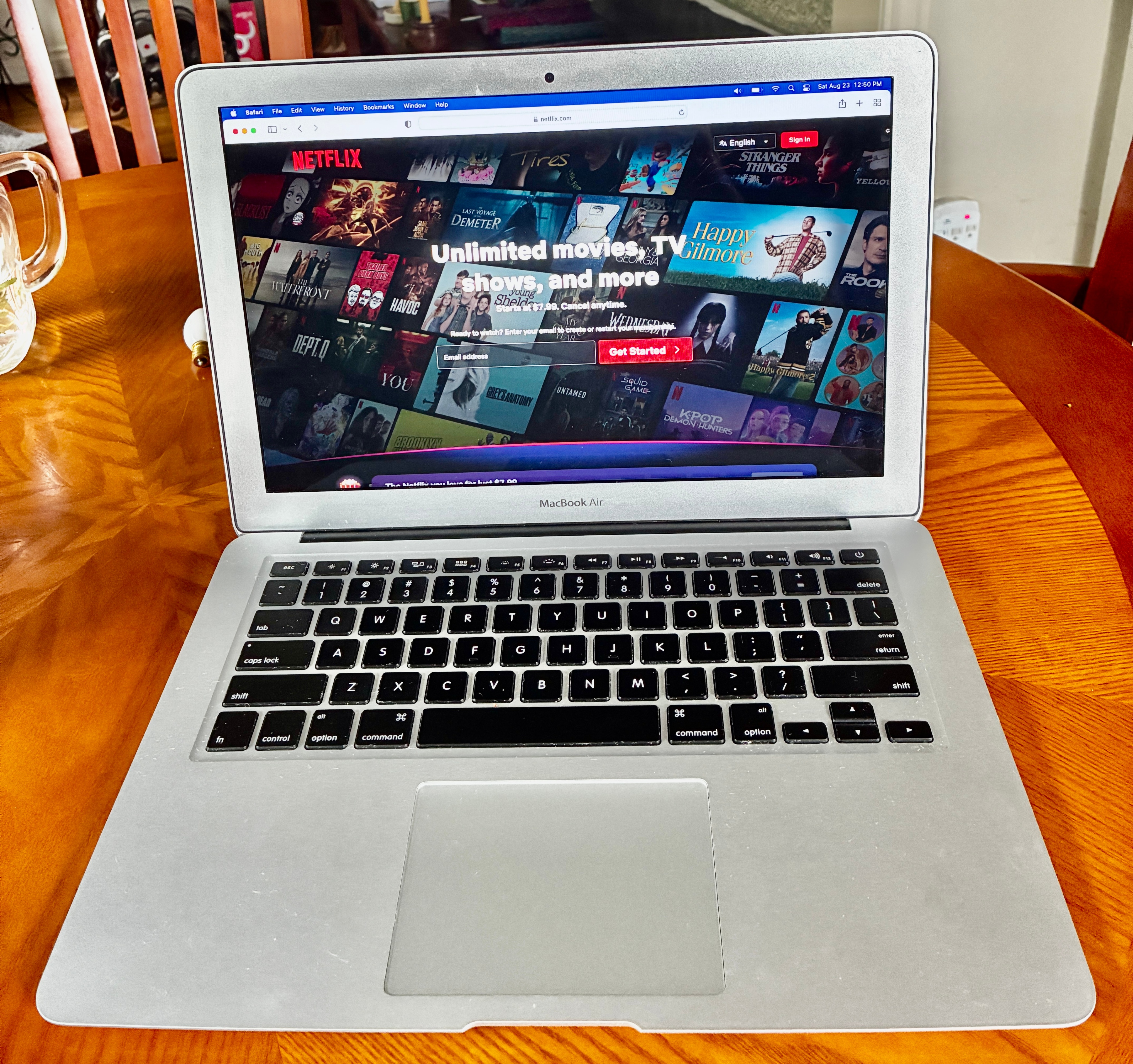 Apple MacBook Air PRISTINE AND CHEAP!!