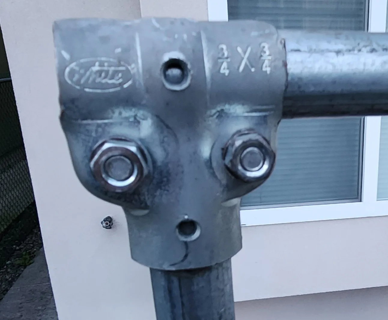 💪 Heavy Duty Clothing Rack - Built Tough 🚚 - $50 image indicator(2)