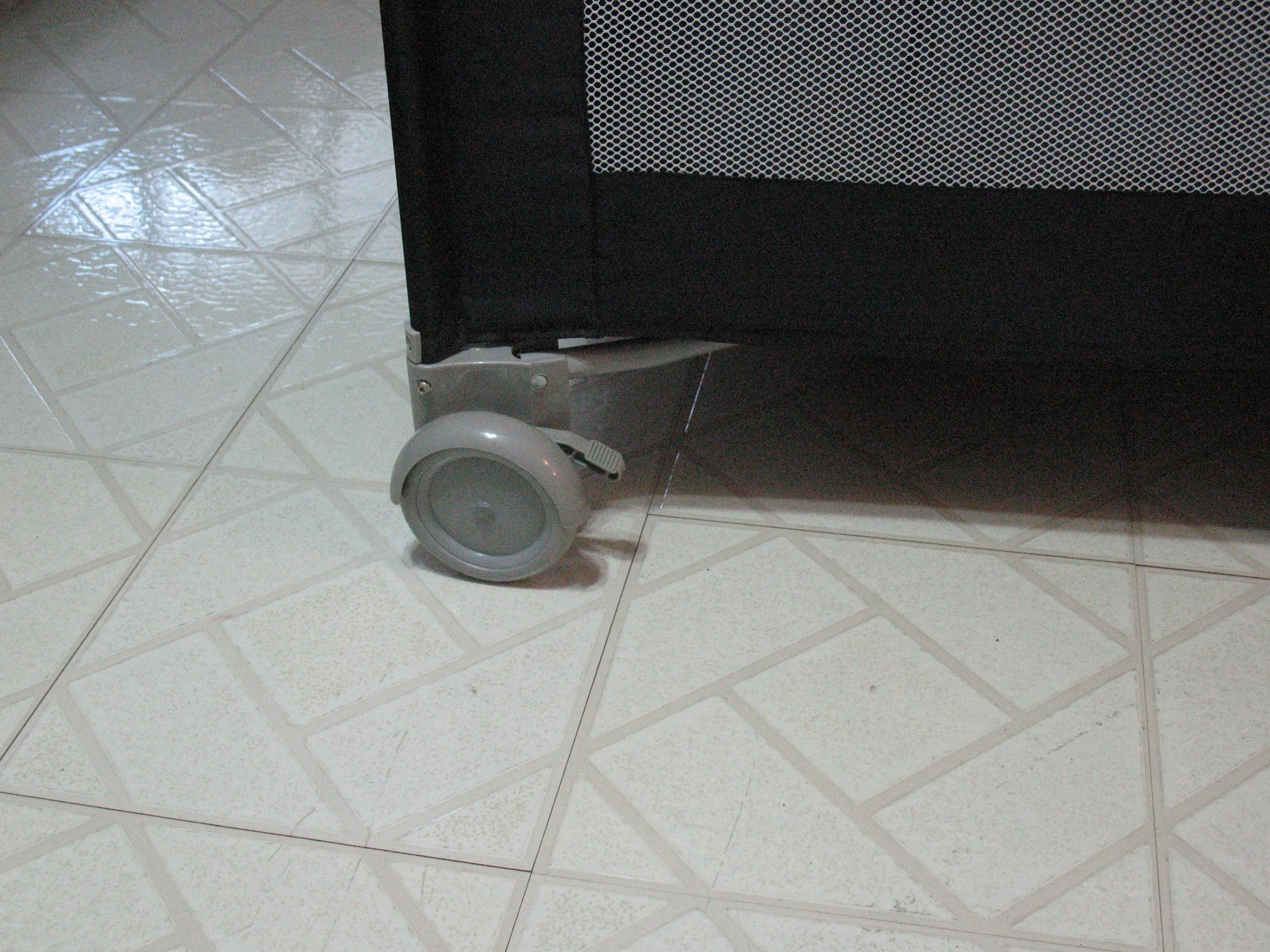 Baby Playpen, LIKE NEW image indicator(6)