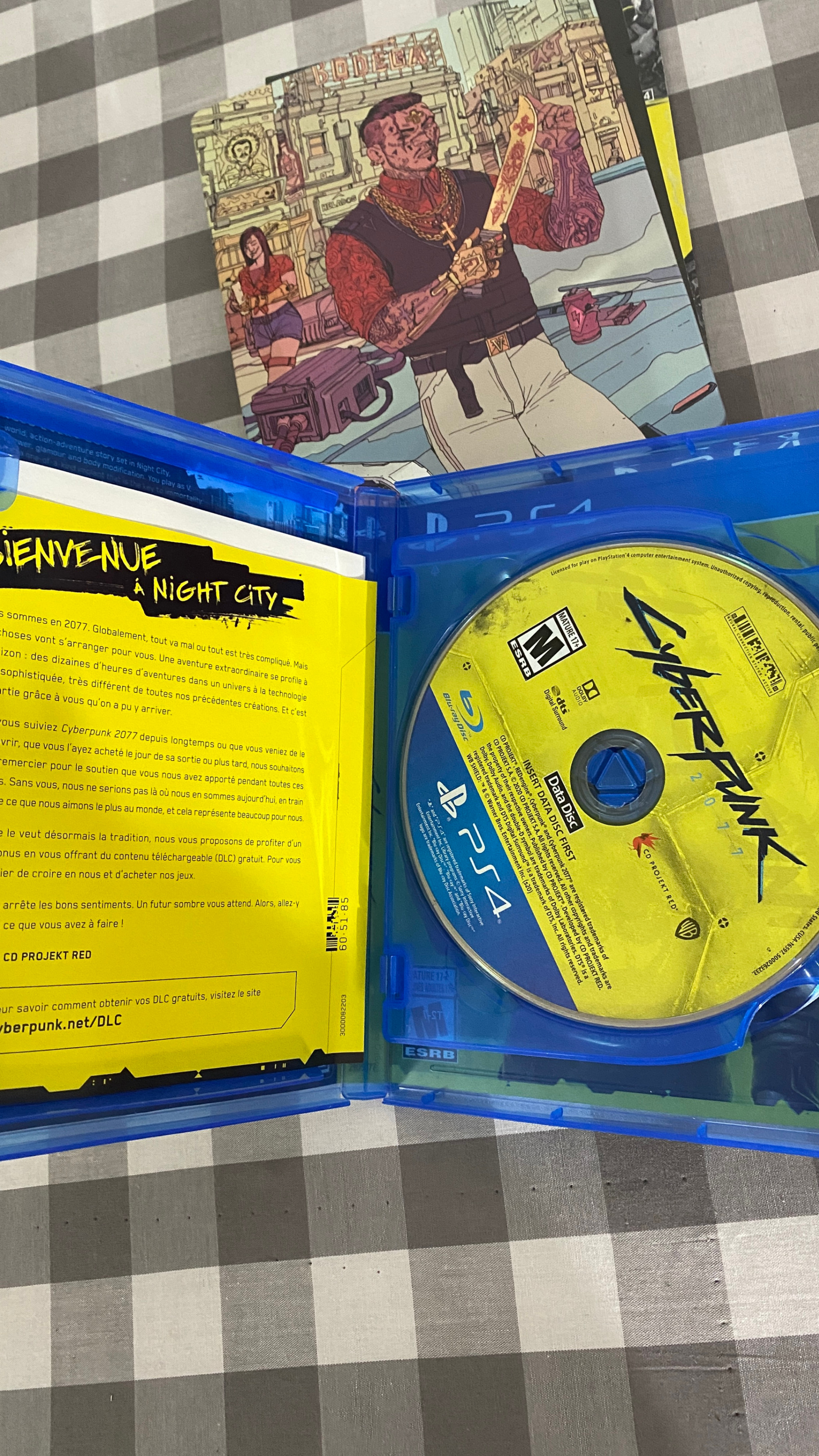 Cyberpunk 2077  ps4 - limited steelbook and discs - photo 3