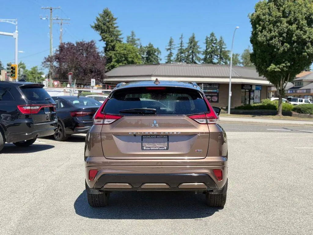 2023 Mitsubishi Eclipse Cross image indicator(3)