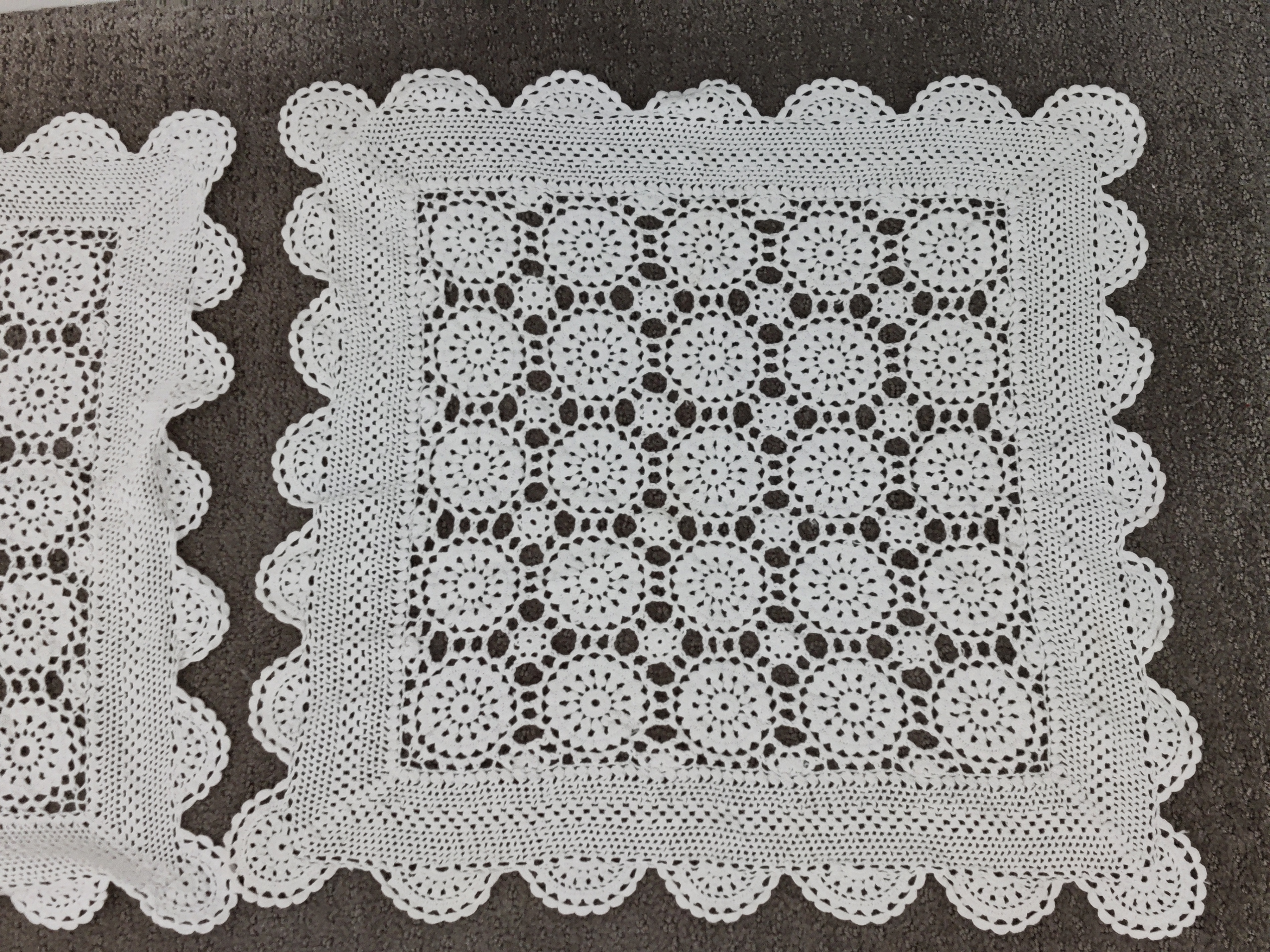 6 Crochet Lace Doilies Centerpiece Table Mats / Doily Placemats - photo 4