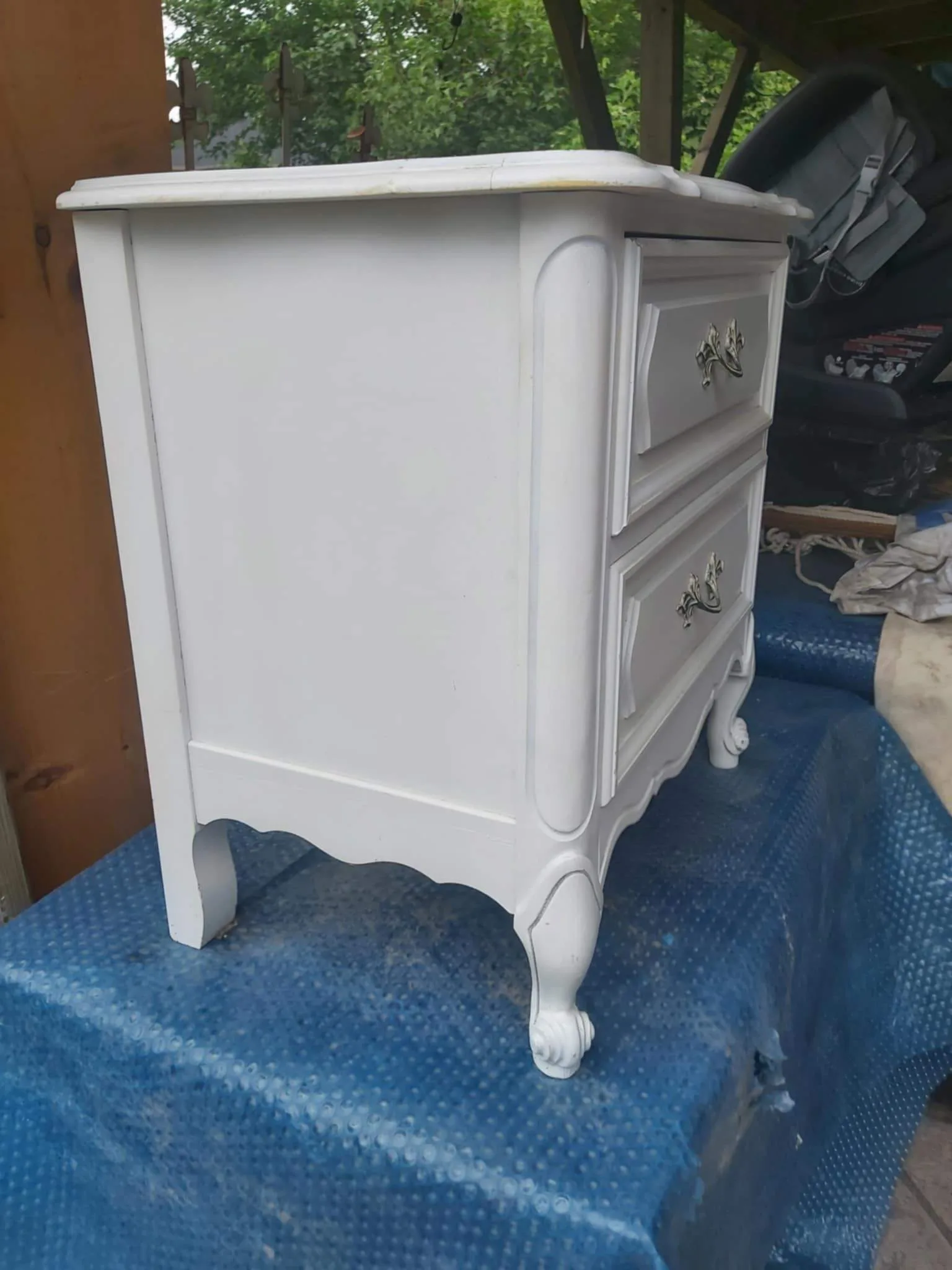 White Side Bed table image indicator(3)