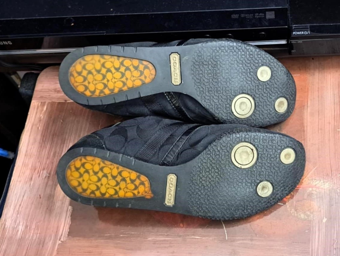 Coach Signature Lace Up Logo Monogram Sneaker + Metal Coach Tag - photo 2