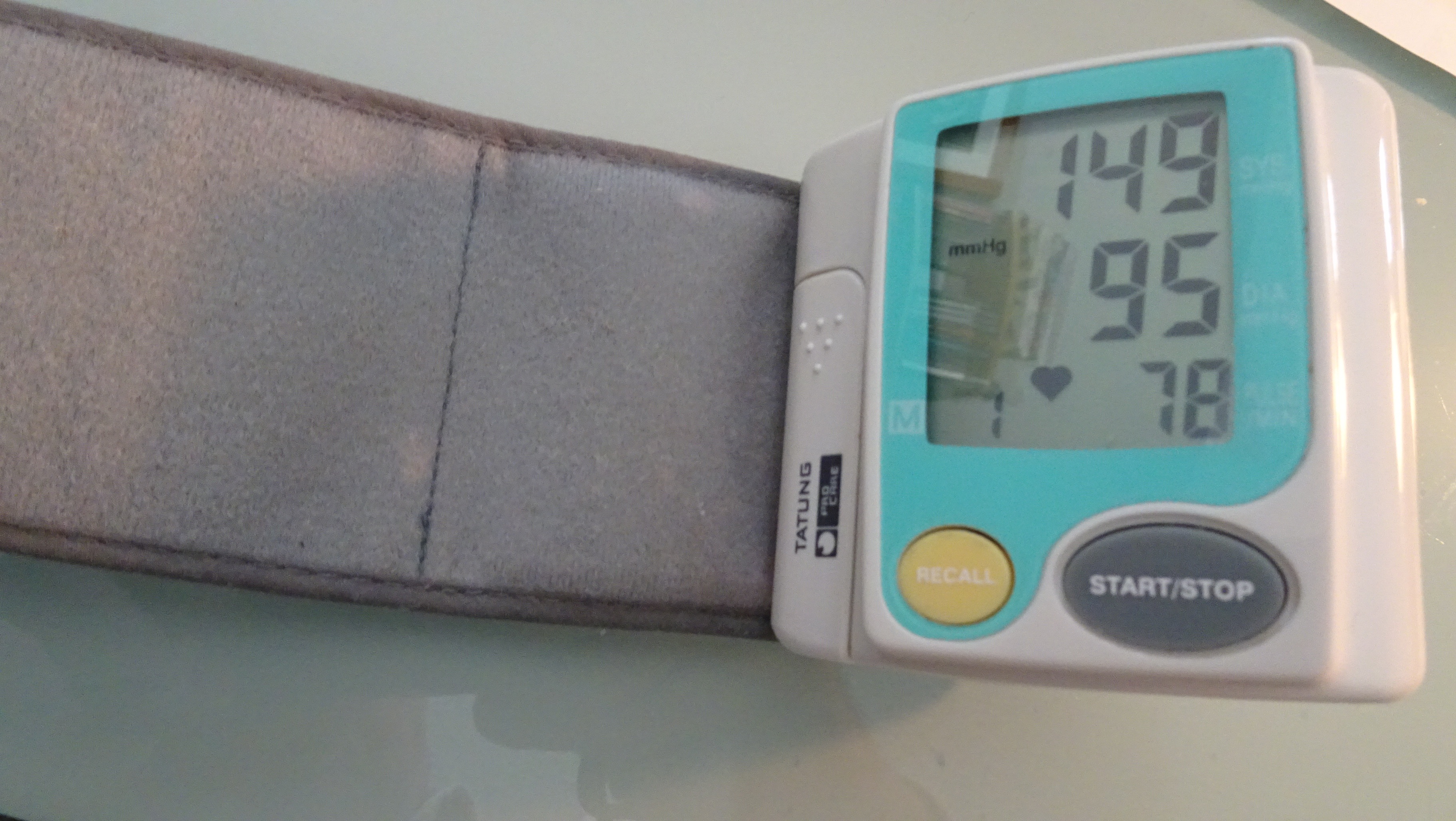 Blood Pressure Wrist Monitor  Lightly Used