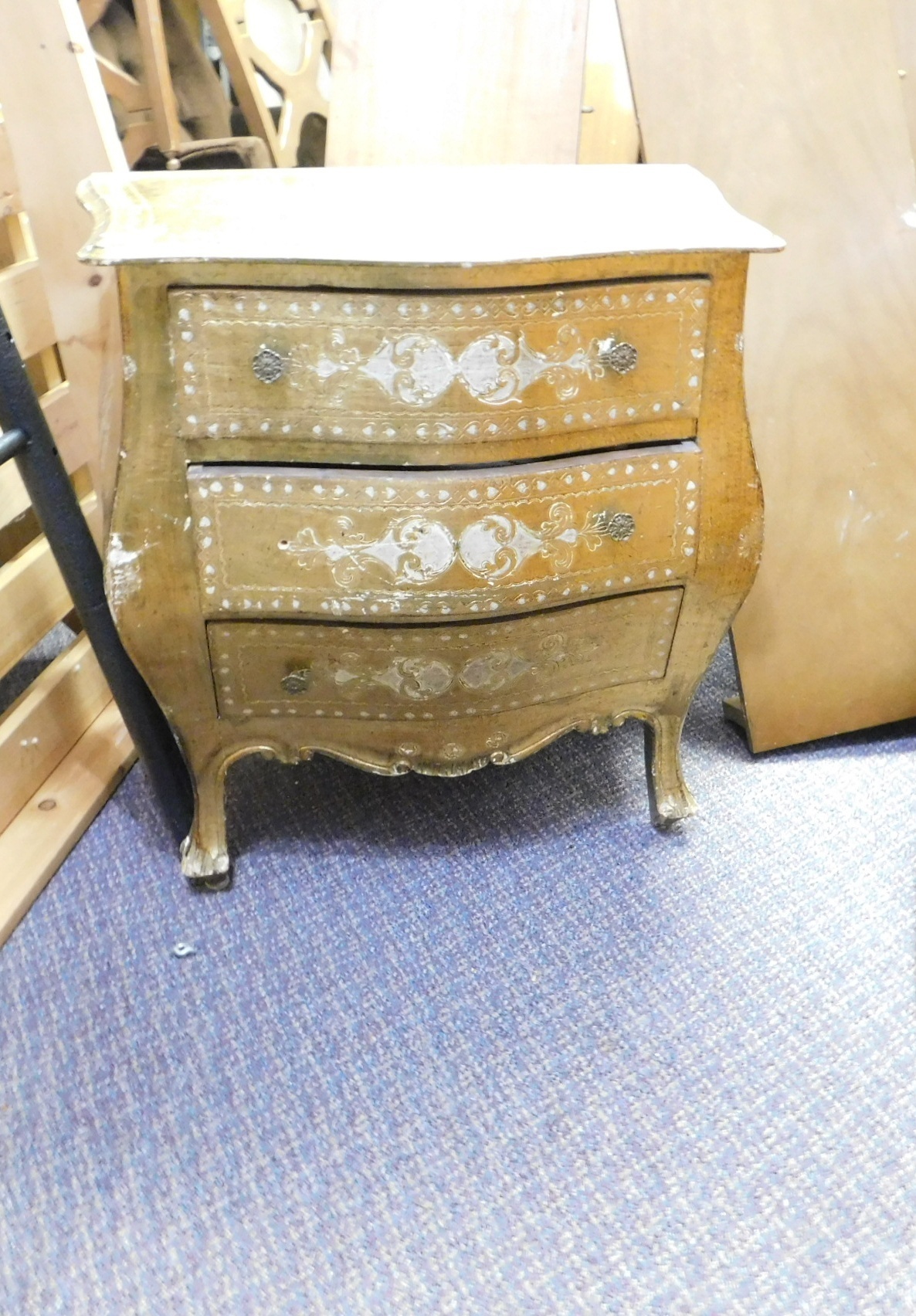 Rustic Floral Carved Cabinet – Vintage Charm in Every Detail