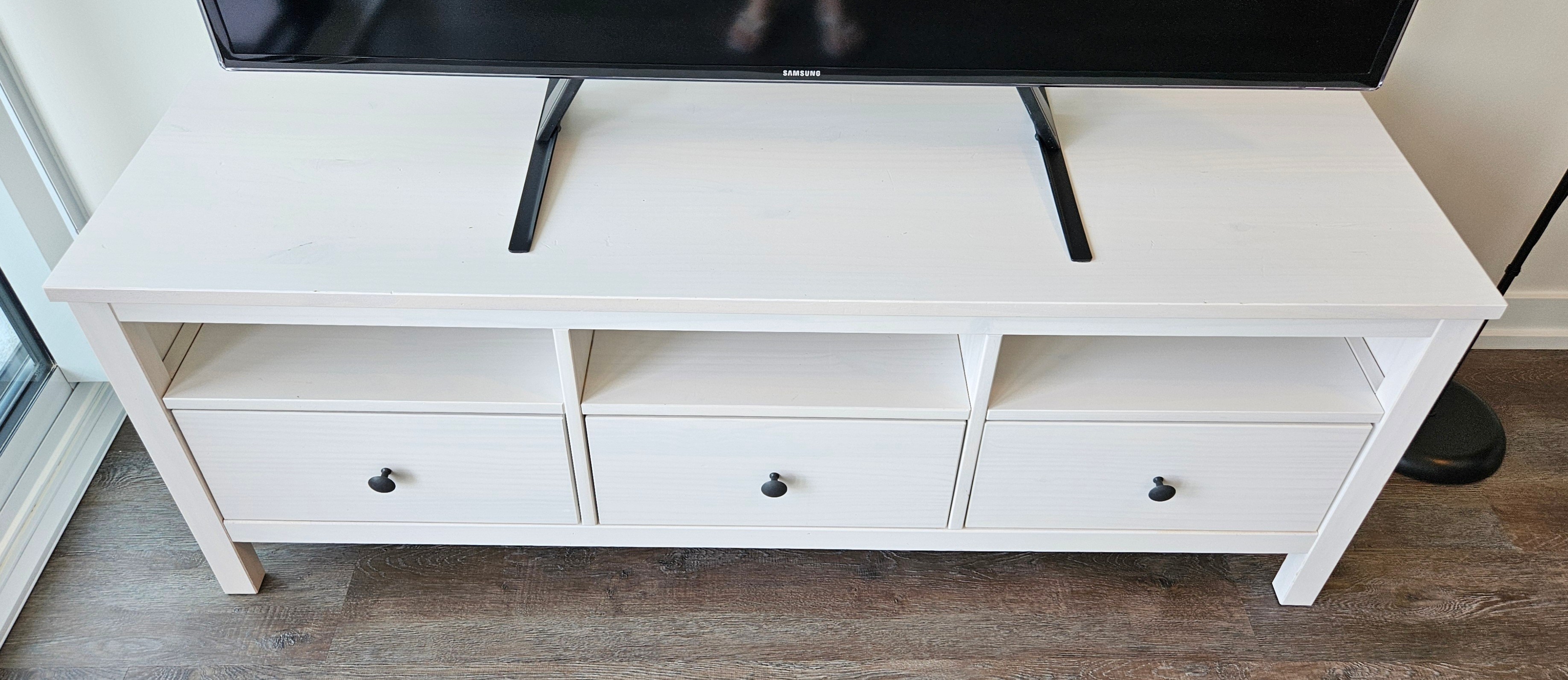 TV Stand - 3 drawers - photo 3