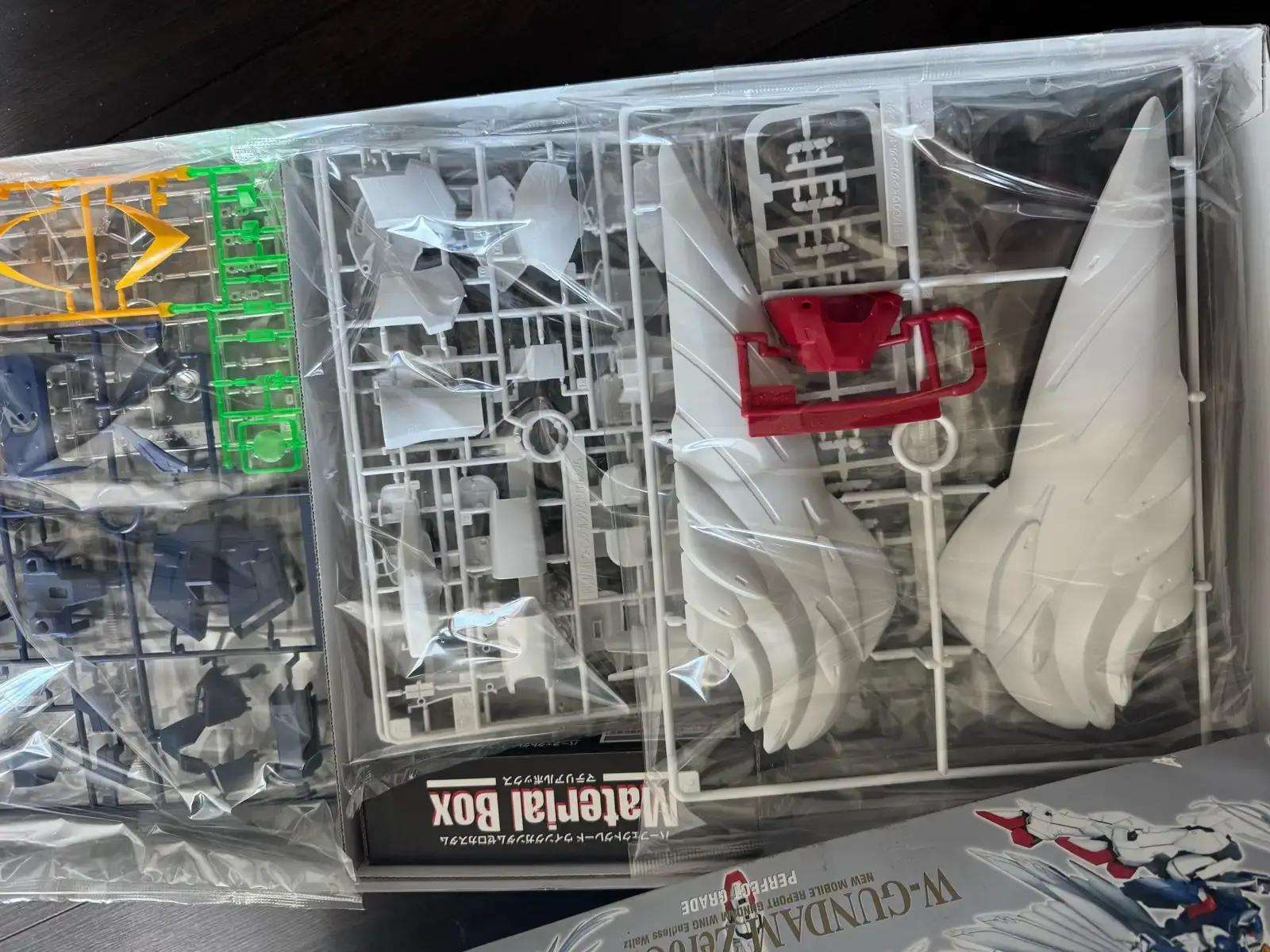 W-Gundam Zero Custom Endless Waltz - photo 2