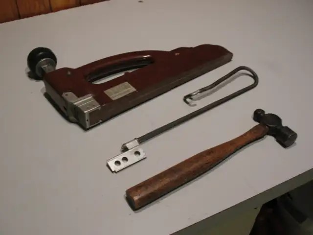 Manual Flooring Stapler, with Mallot - photo 3