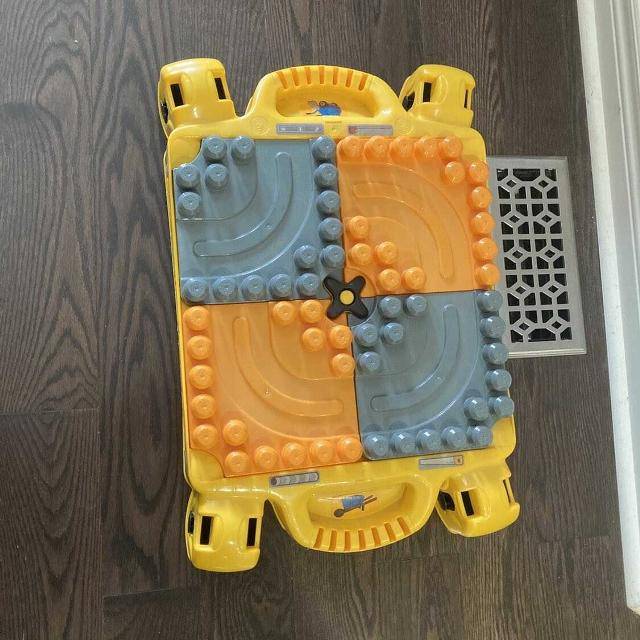CAT Mega Bloks Construction Table – Foldable Play Table - photo 2