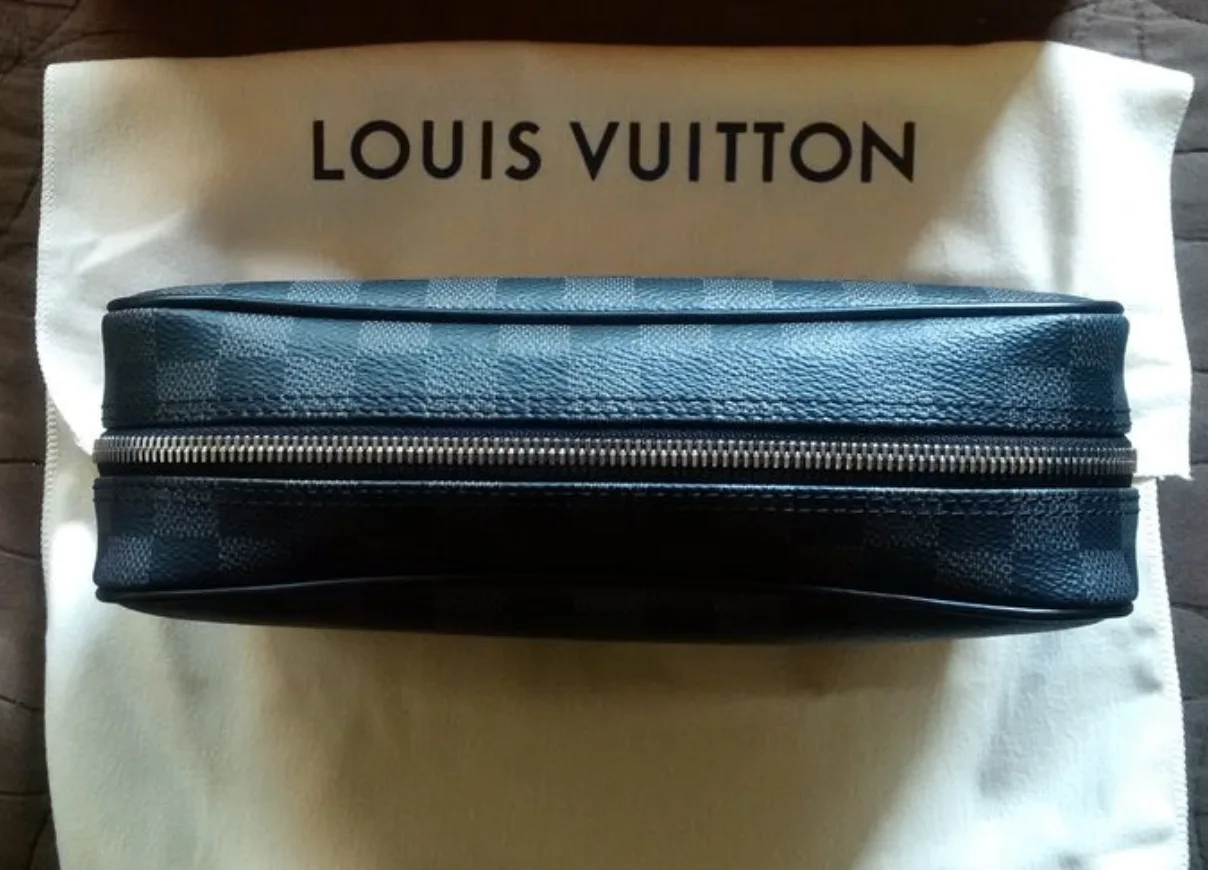 Louis Vuitton Damier Cobalt Bag image indicator(3)
