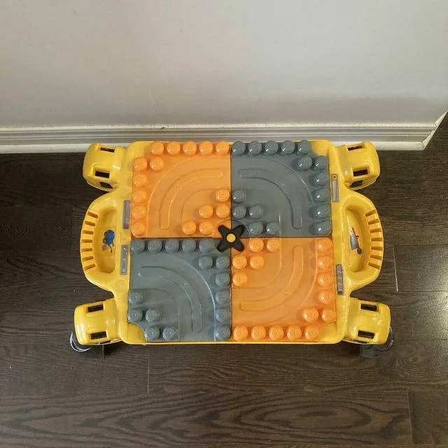 CAT Mega Bloks Construction Table – Foldable Play Table image indicator(4)