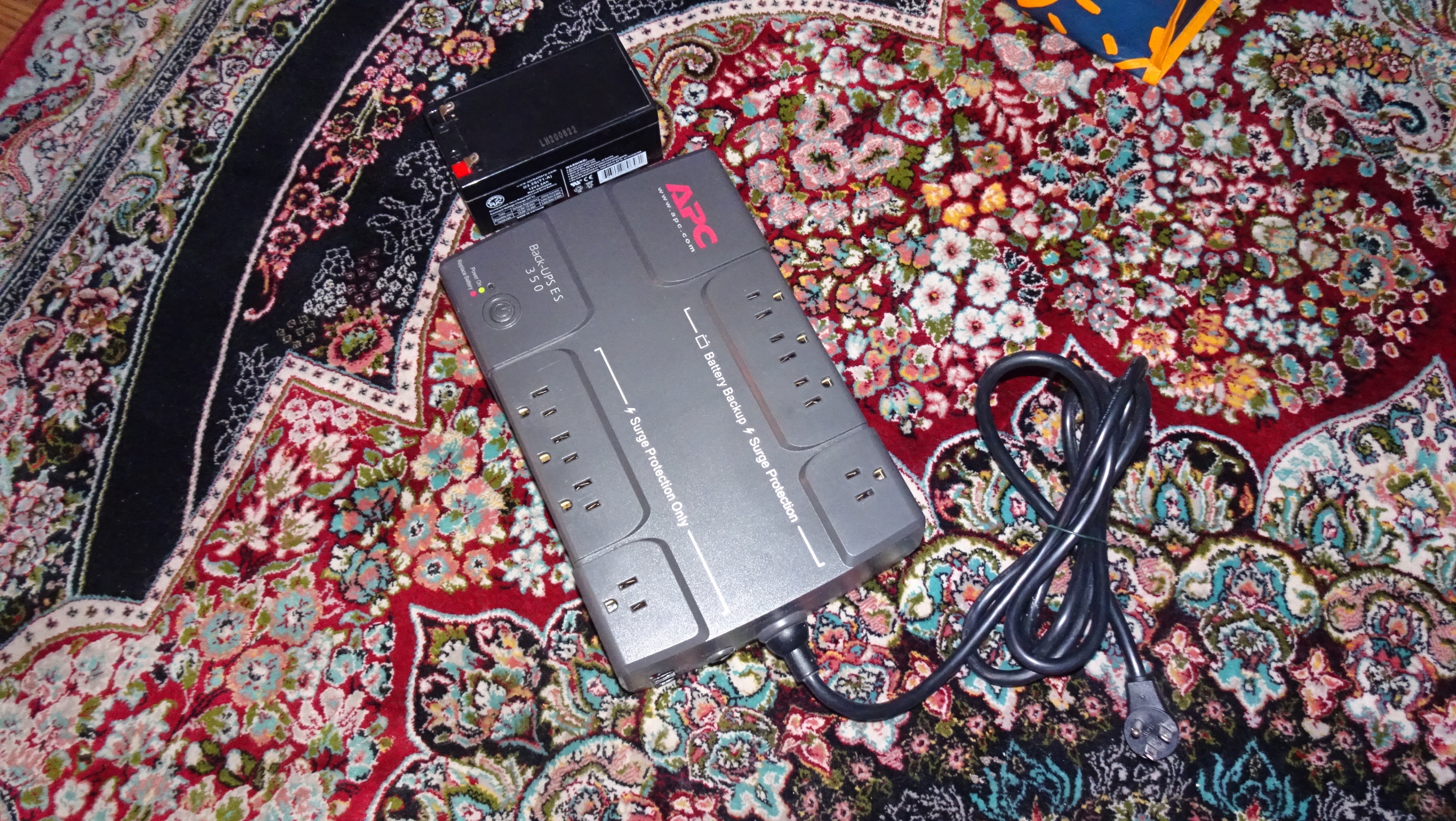 APC Back UPS ES 350 - photo 2
