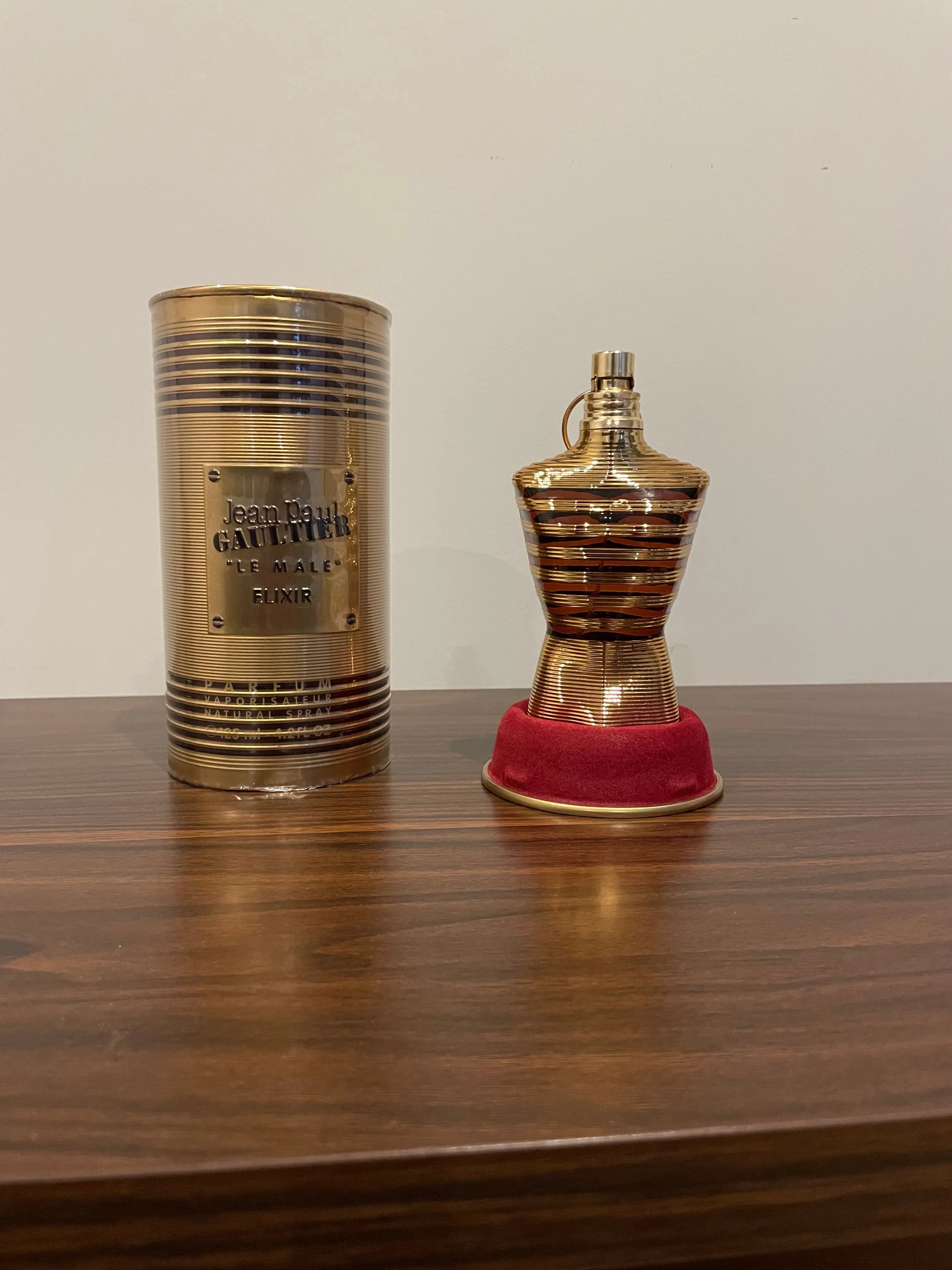 Cologne (Jean Paul Gaultier "Le Male" Elixir) image indicator(2)