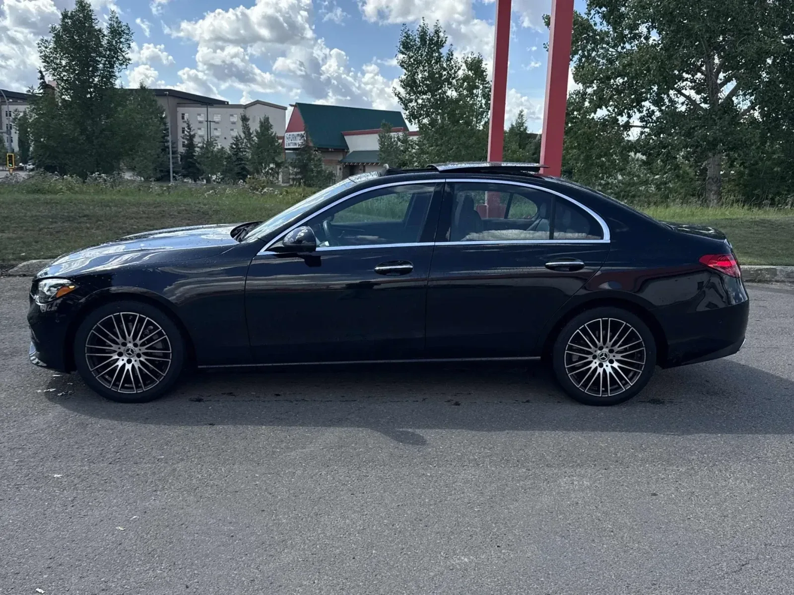 2024 Mercedes C-Class C 300 new arrival image indicator(2)