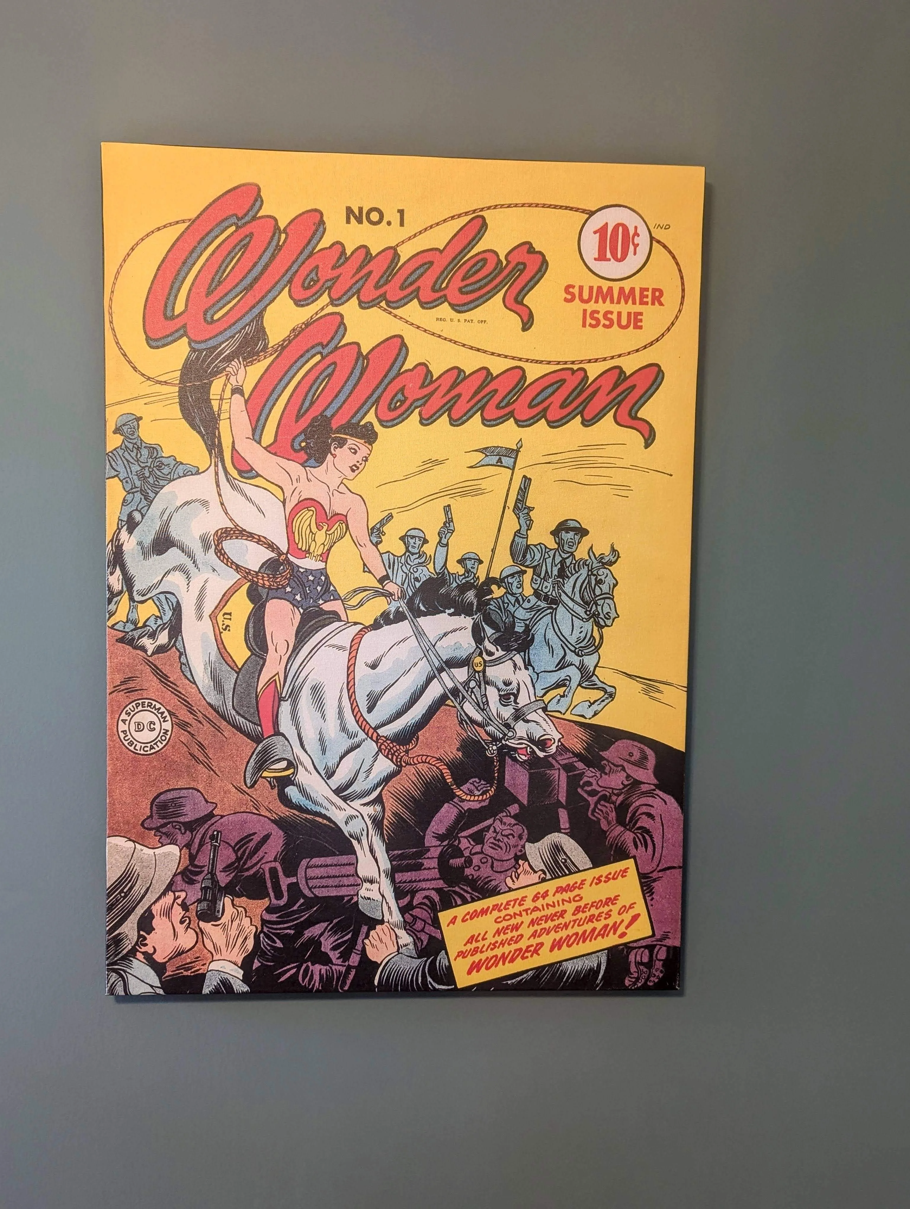 Vintage Wonder Woman Wall Art Canvas thumbnail