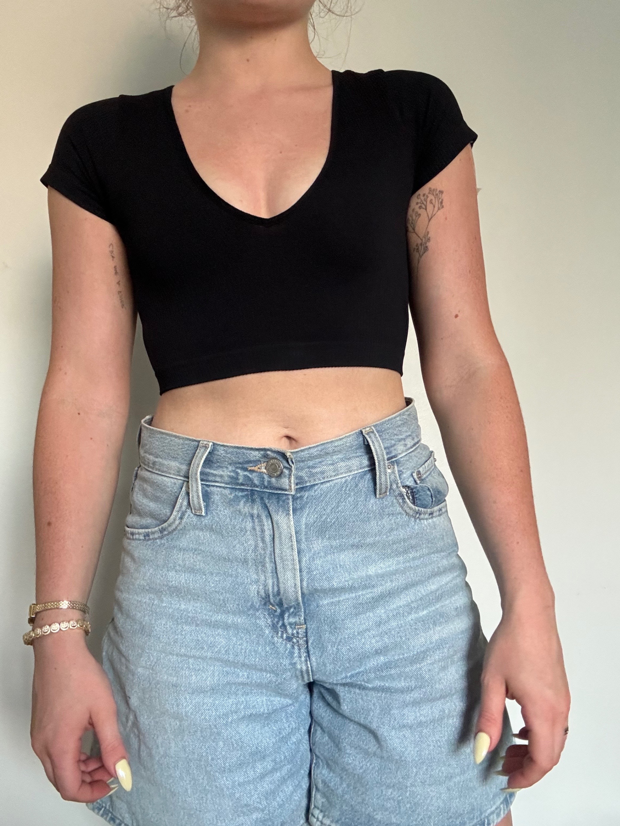 short sleeve crop top