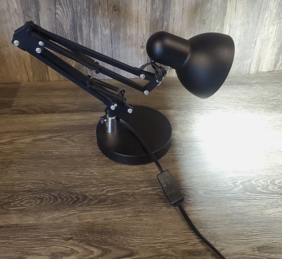 LED Desk Lamp (Long-Life Bulb) – Like New! - photo 3