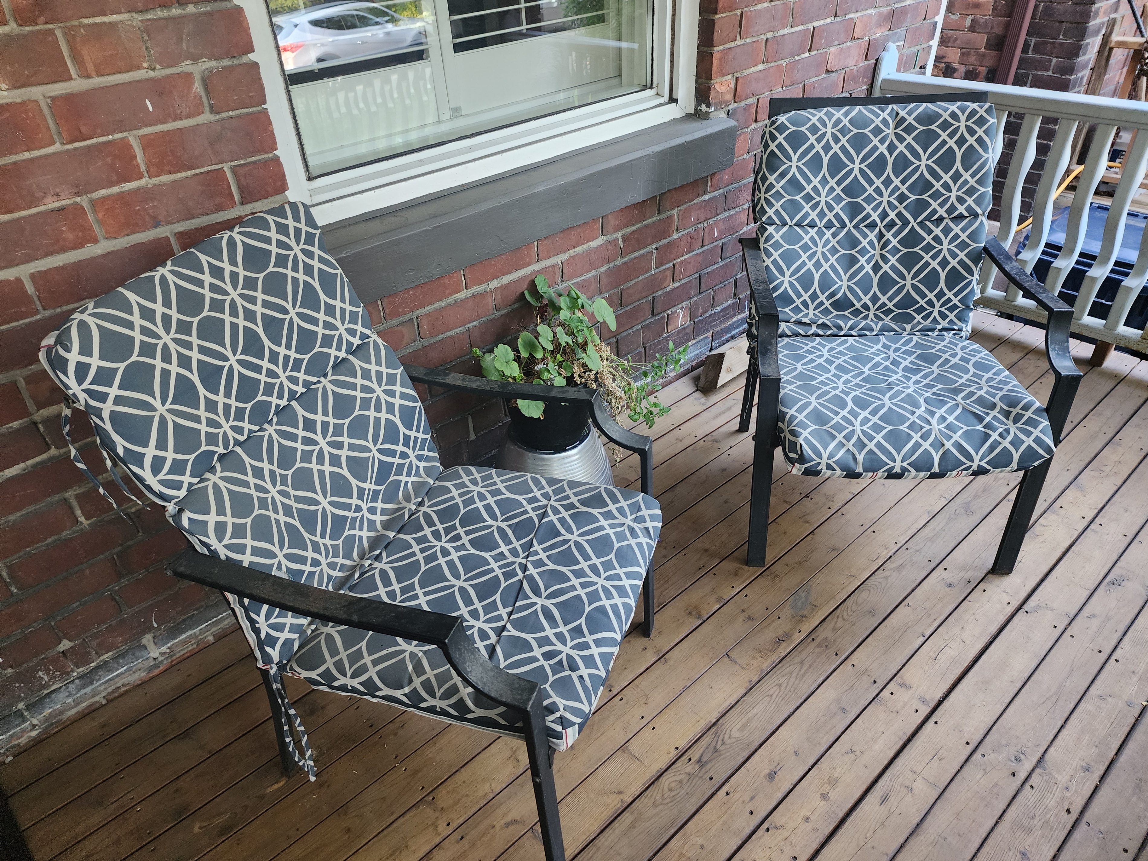 Patio Chairs with reversible cushions