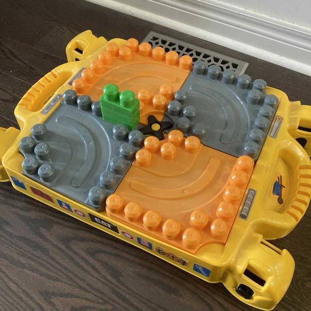 CAT Mega Bloks Construction Table – Foldable Play Table - photo 3