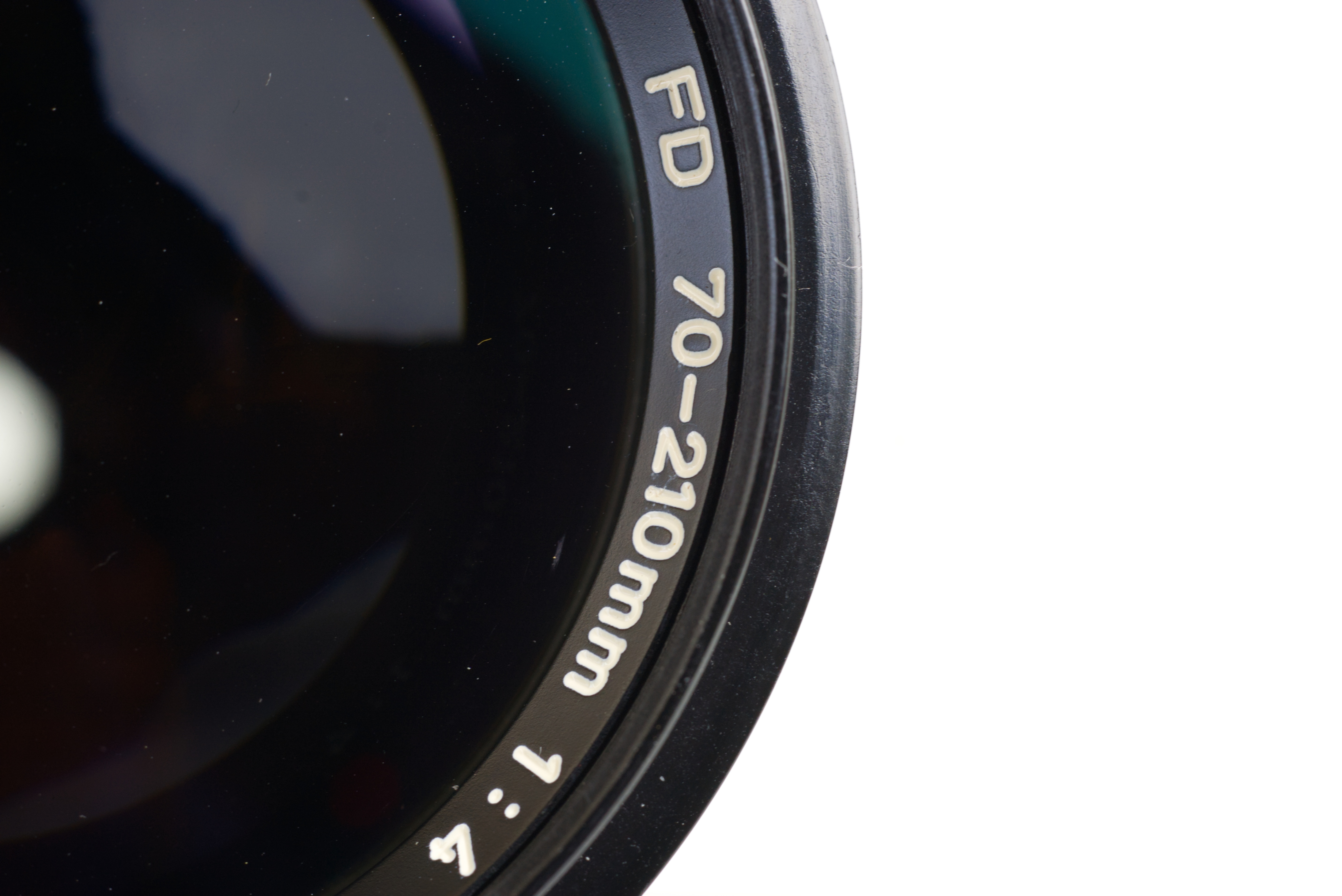 Canon 70-210mm f/4.0 Manual Focus FD-Mount Zoom Lens - photo 5