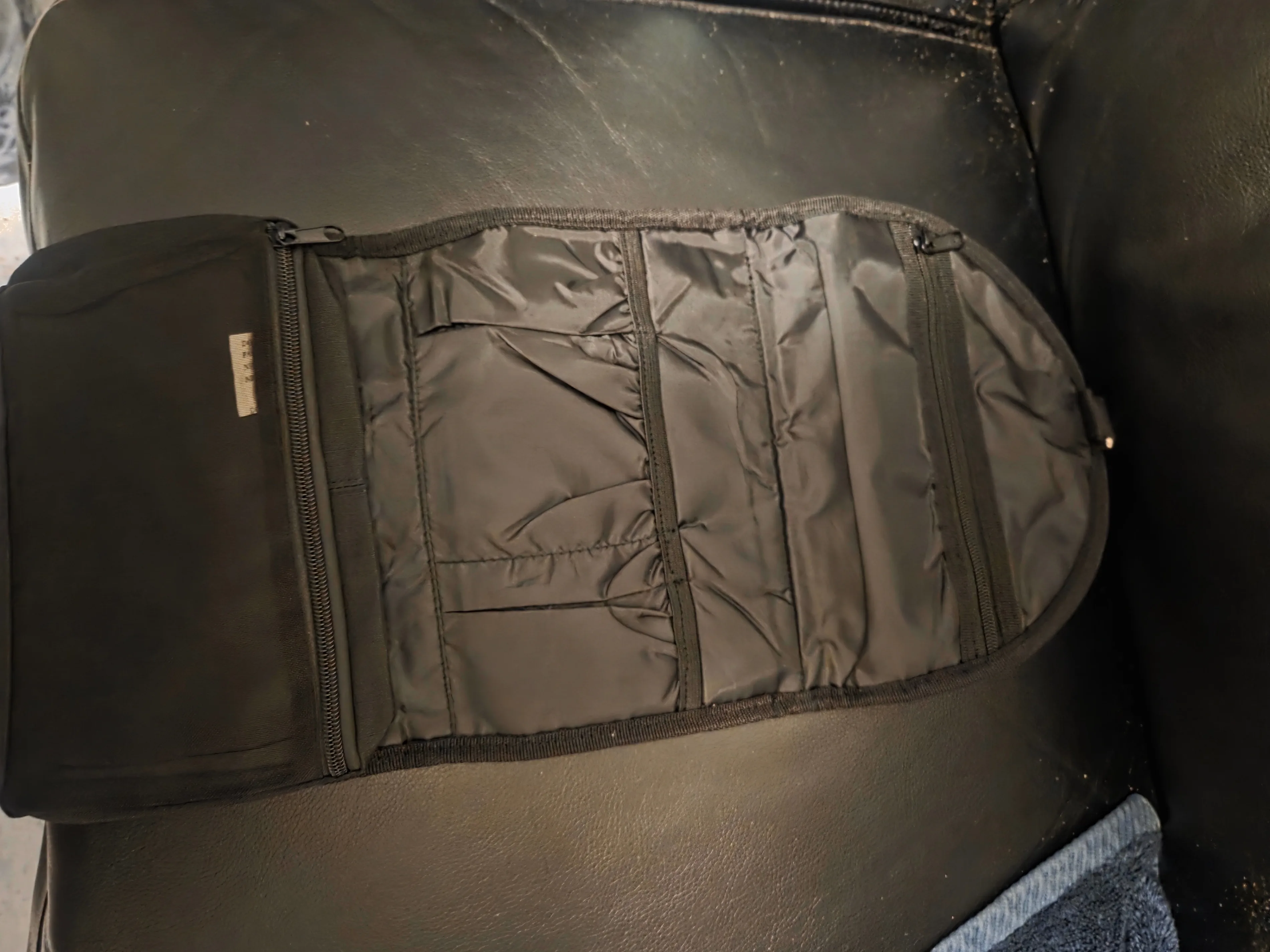 Ladies Travel Accessories Holder image indicator(2)