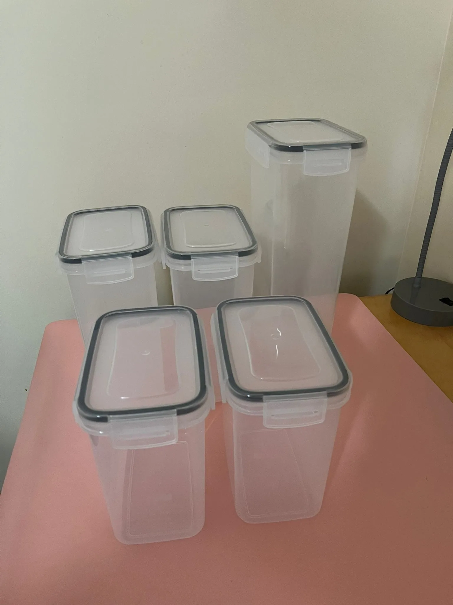 New Food Storage Containers/Tupperware Set (5 variable sizes) image indicator(3)