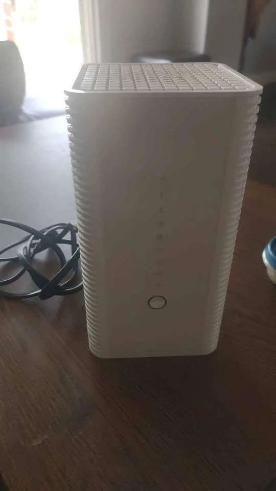 WIFI router Rogers thumbnail