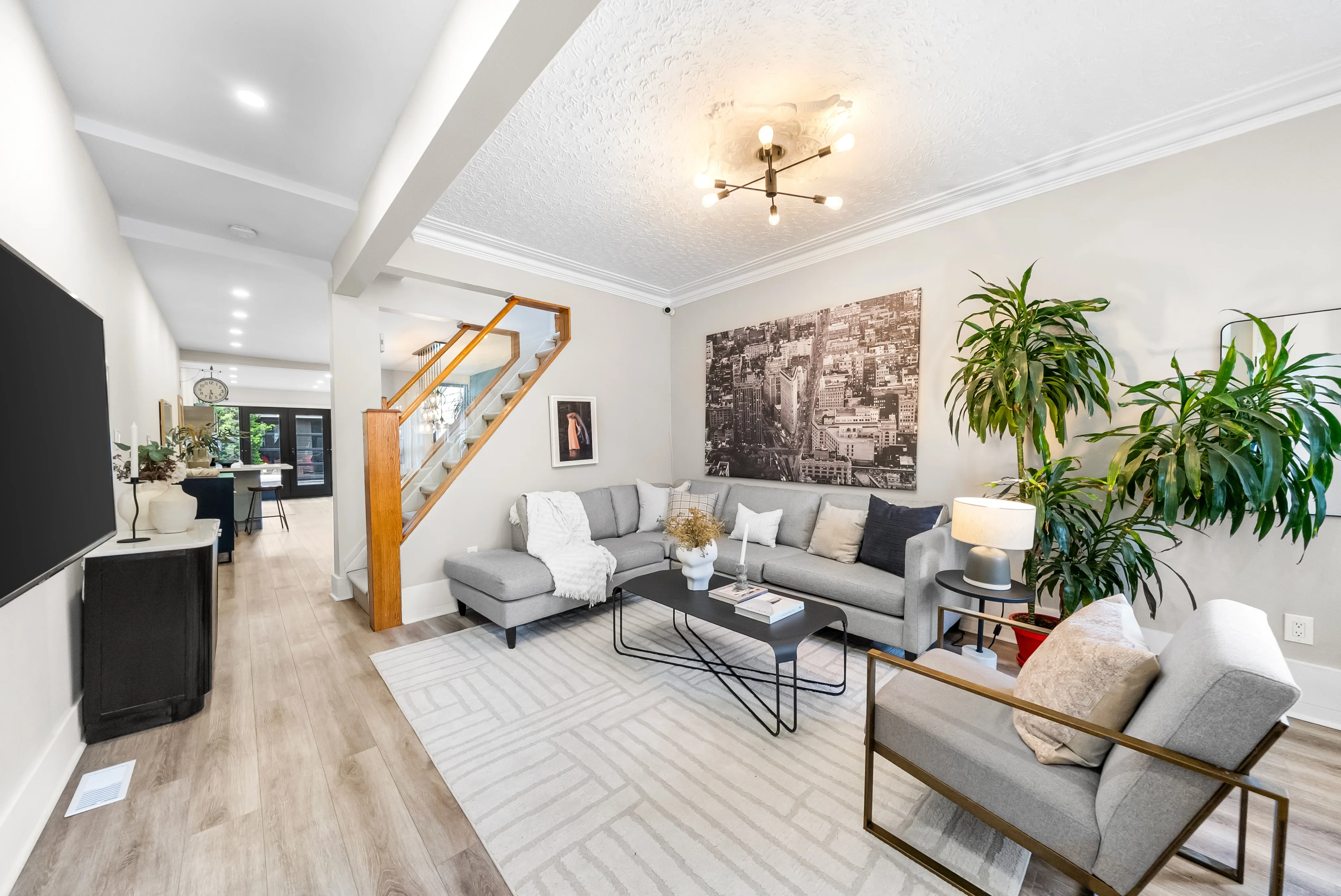 Large Black & White NYC Wall Art Canvas image indicator(2)