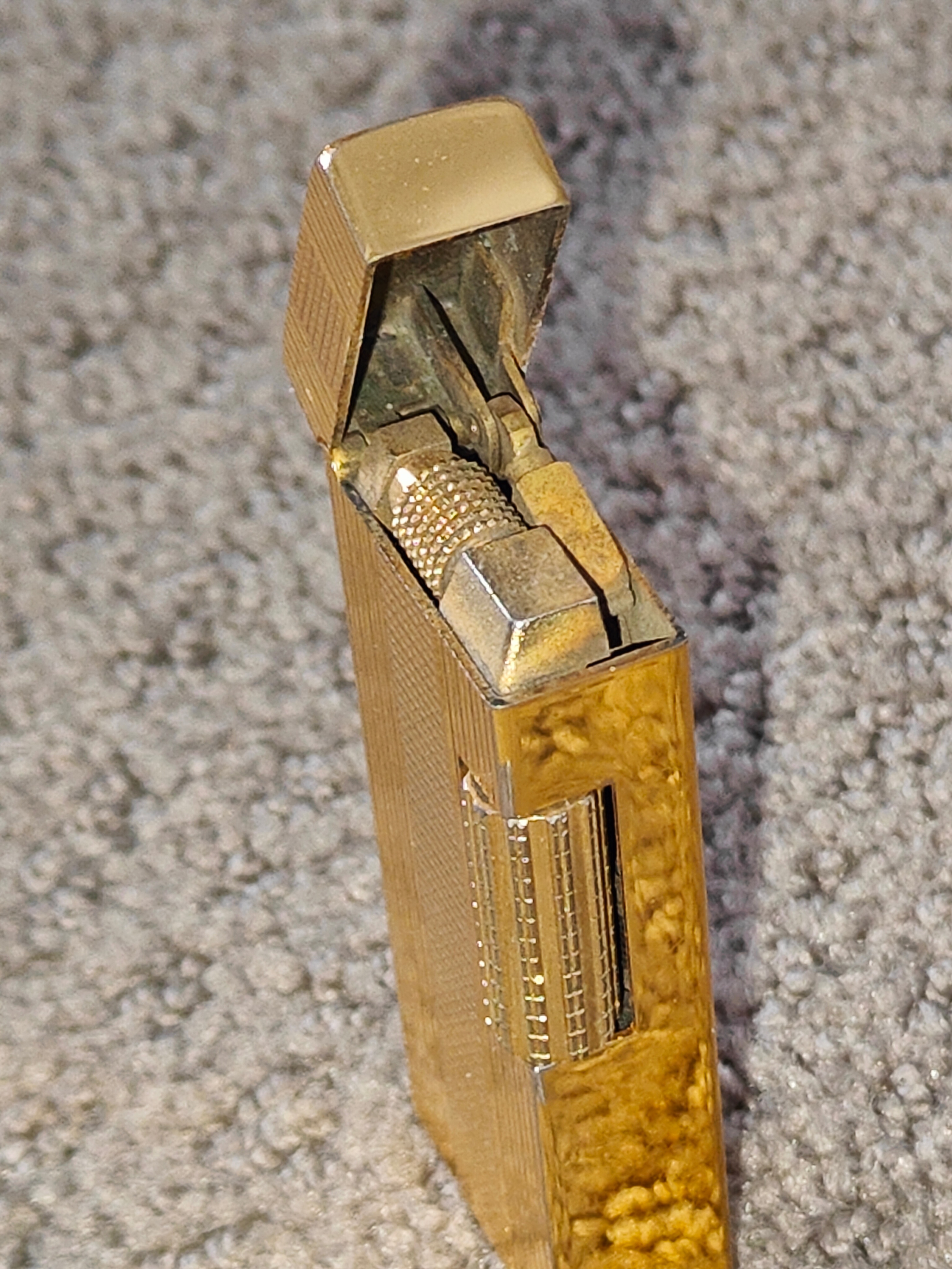 Vintage WIN Deluxe G2000 Gas Lighter with Original Box / Pouch - photo 4