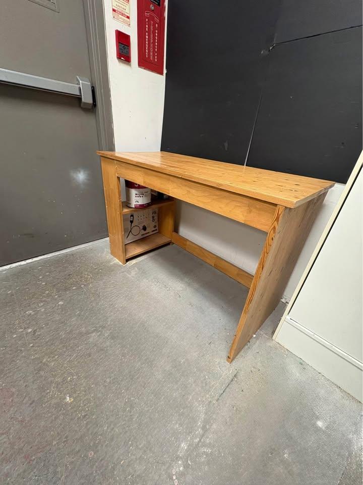 Wood Desk 🥕 - photo 2