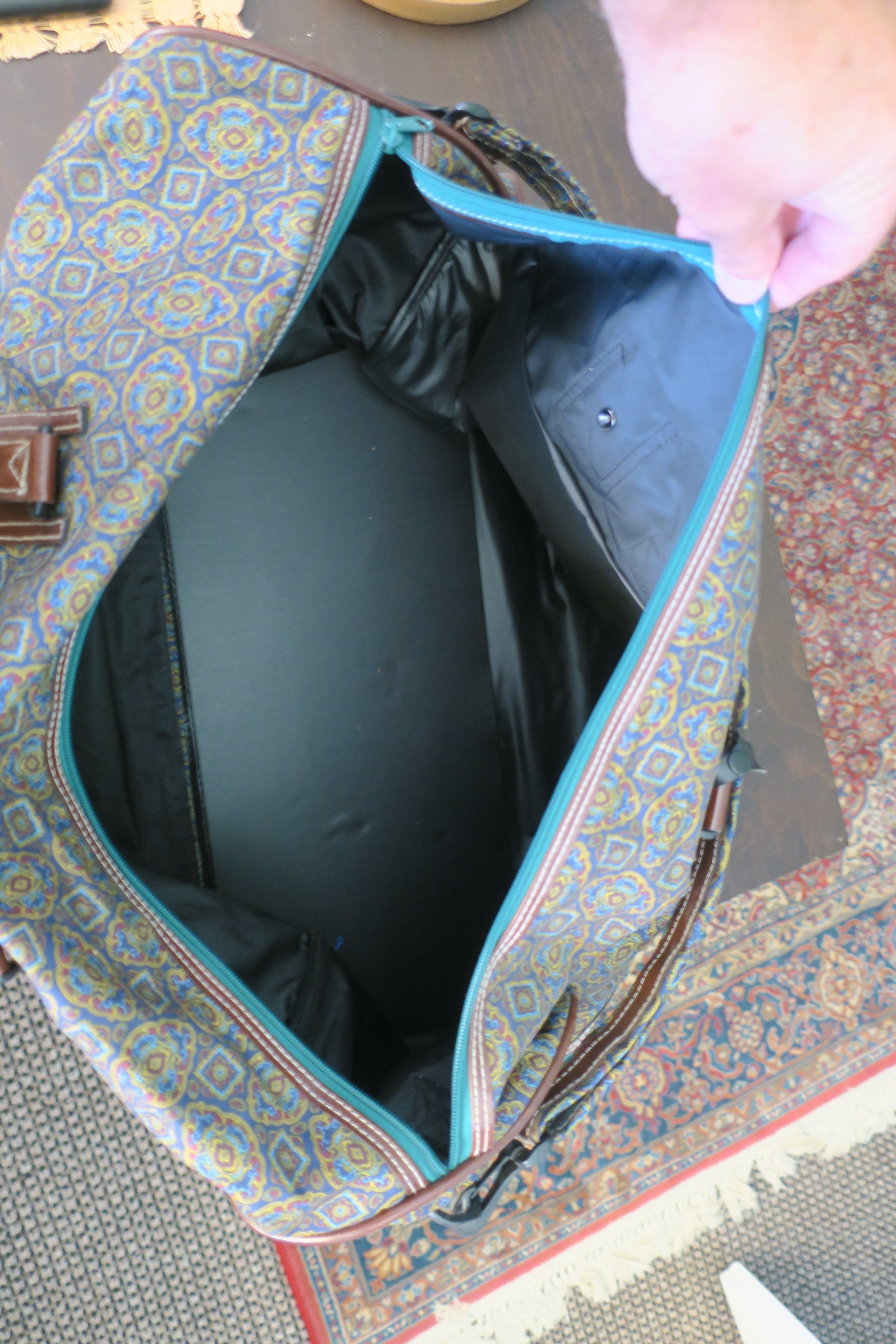 Various Bags Available - photo 3
