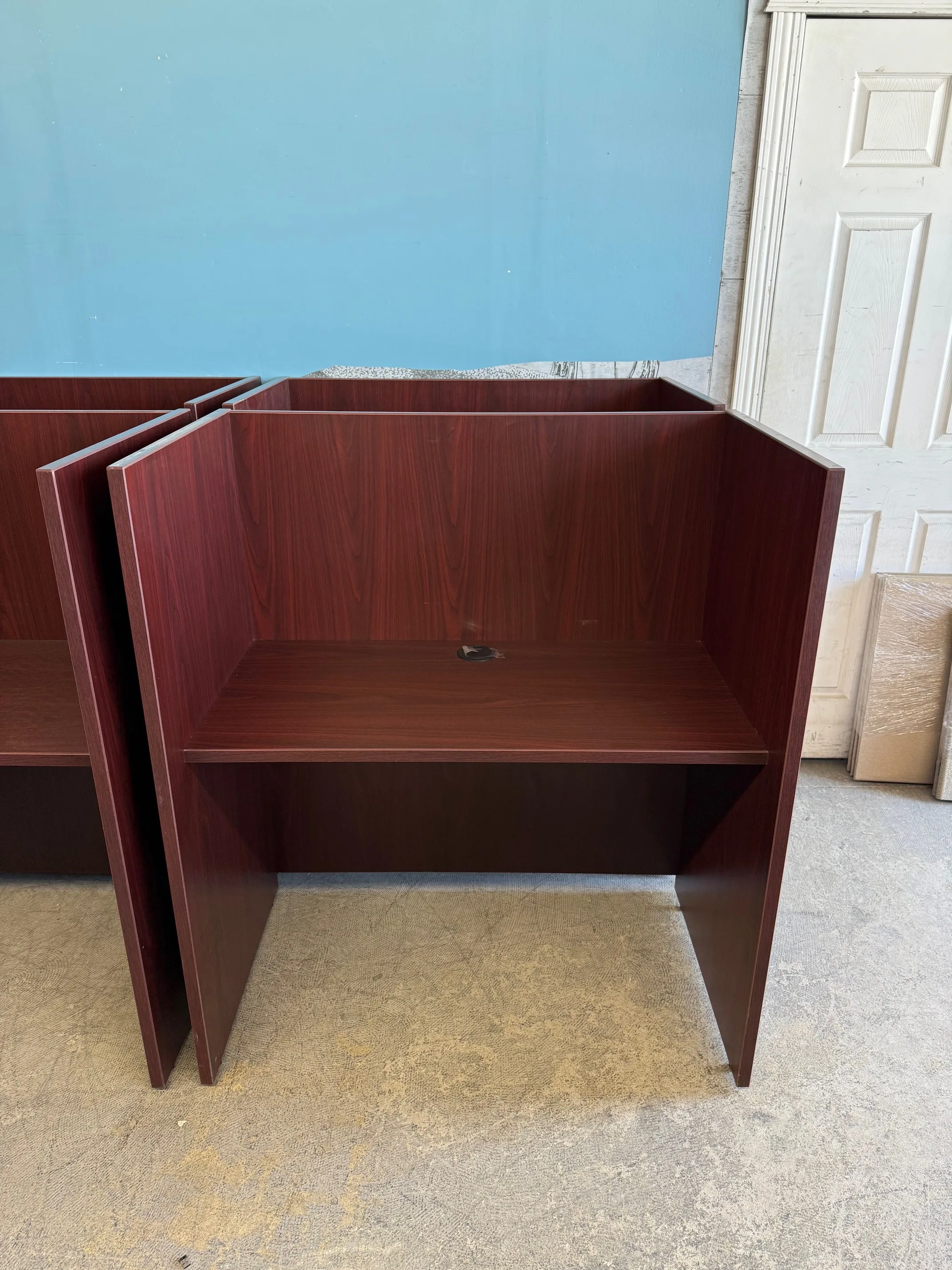Telemarketing Counter Desk – Mahogany Finish thumbnail