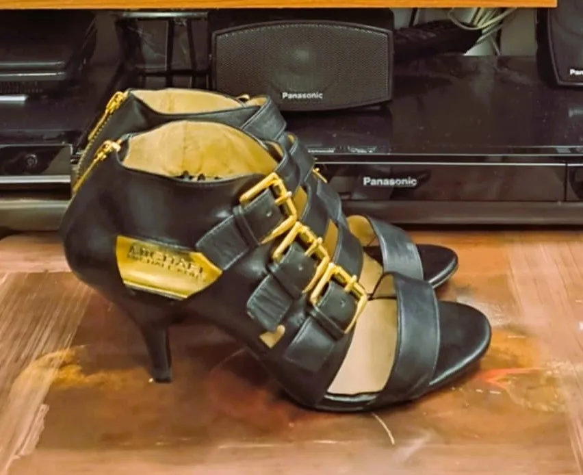 Michael Kors Genuine Leather Sandals image indicator(3)