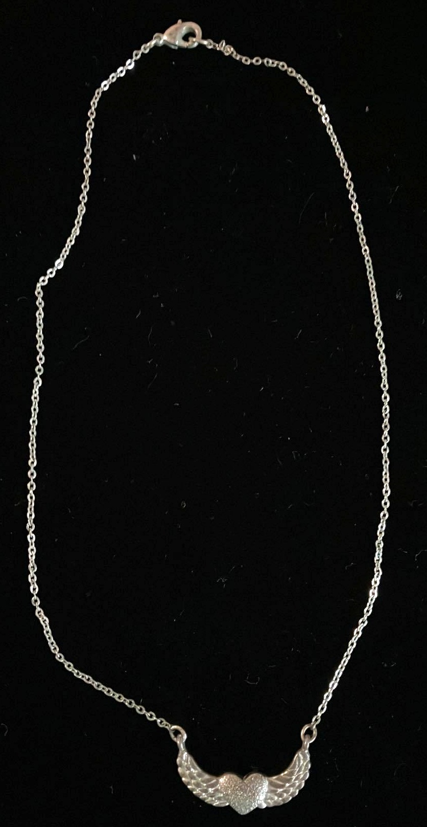 Necklace Hearts a Flutter - 18 Inches