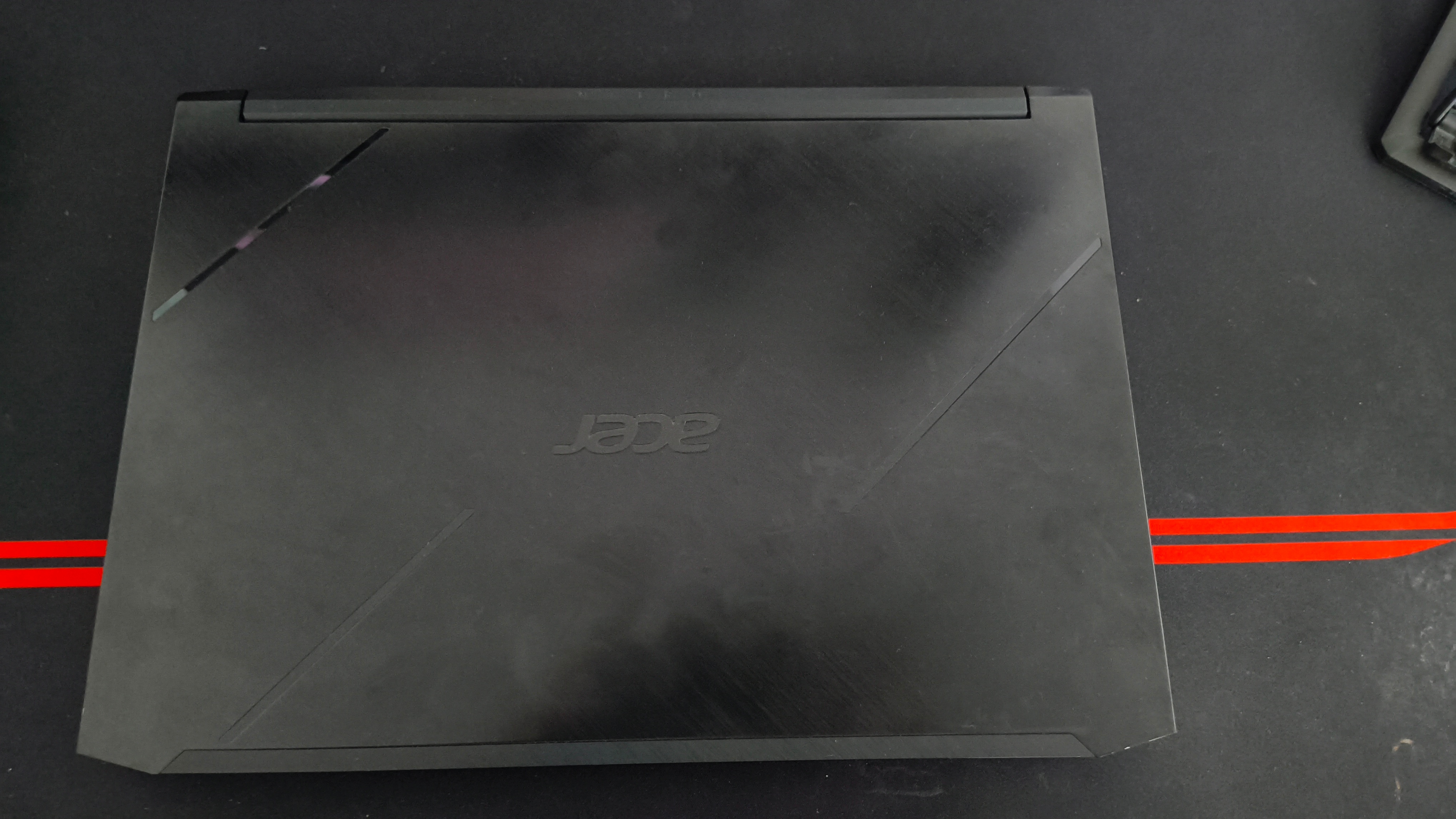 Acer Nitro 7 Gaming Laptop - photo 2