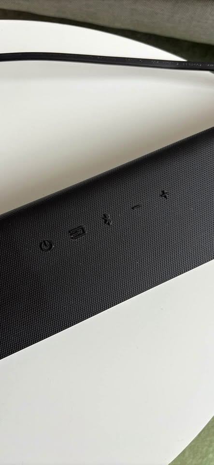 VIZIO Soundbar only no subwoofer - photo 2