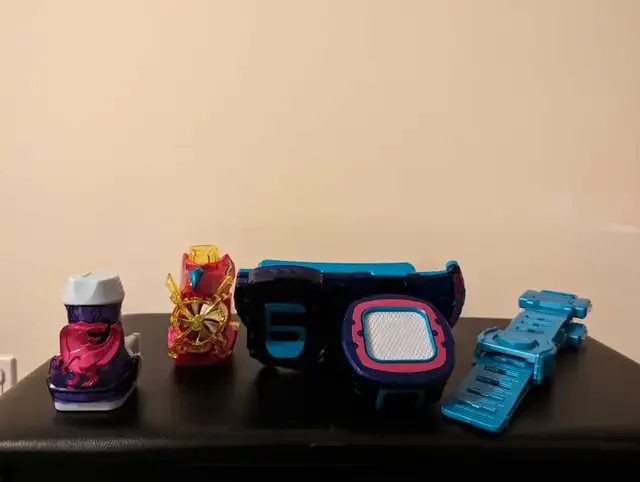 DX Kamen Rider Revice Driver + Thunder Gale Set