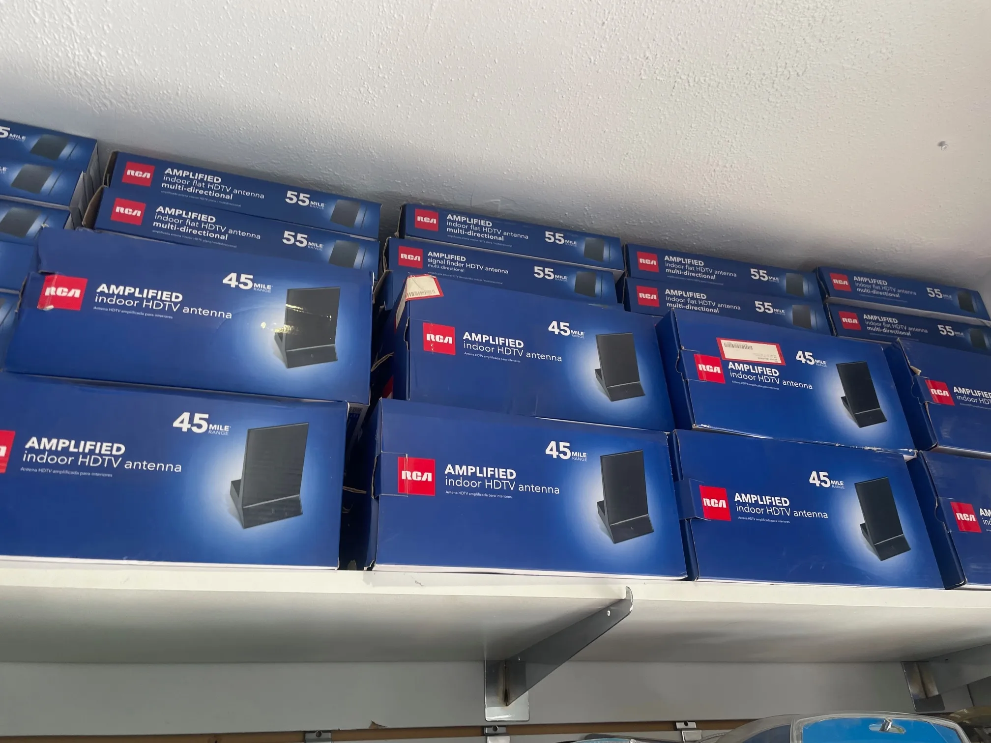 📡 100 RCA Attic/Indoor/Outdoor HD Antenna – 45 to 70 Mile Range thumbnail