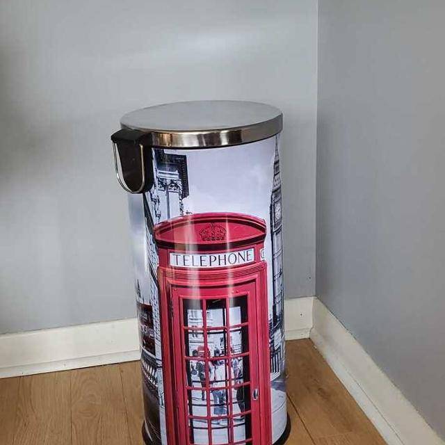 London Telephone Booth Pedal Trash Bin