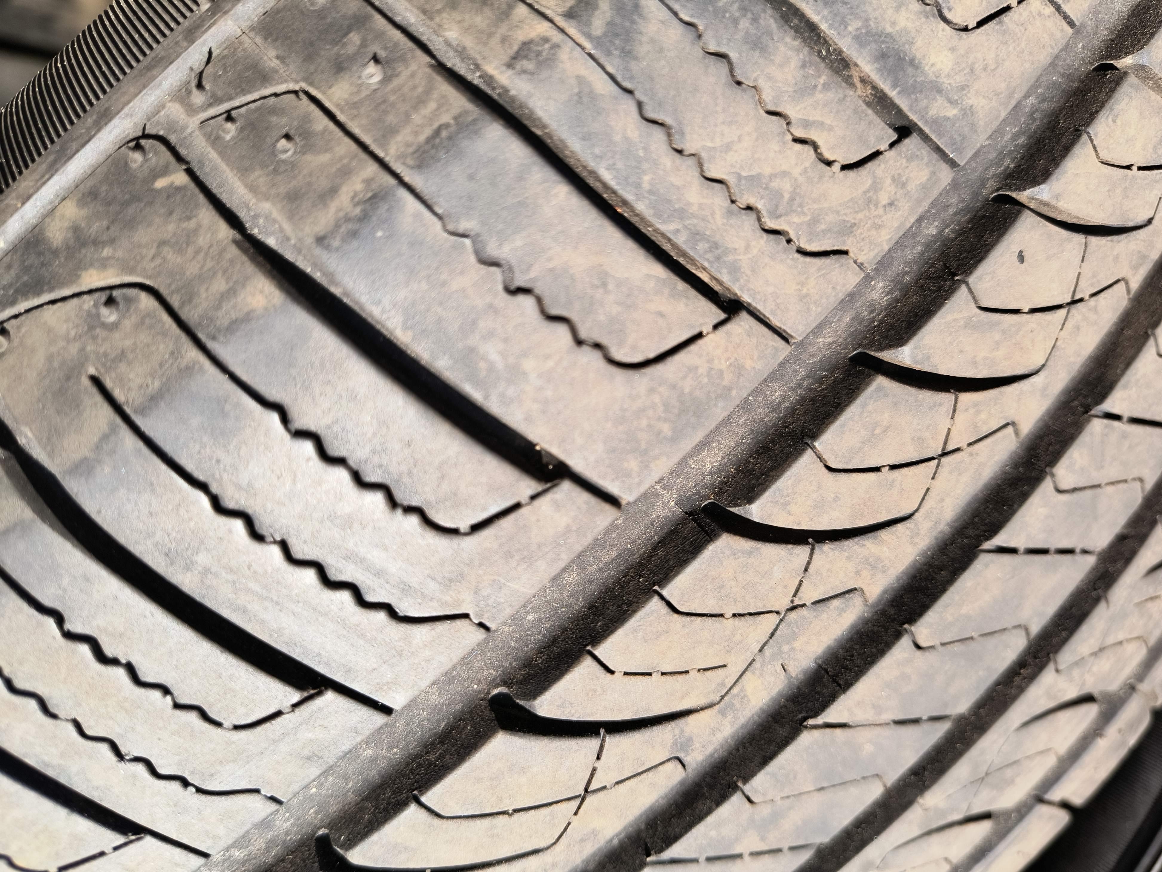 Matrix Tires 225/60R17 - photo 2