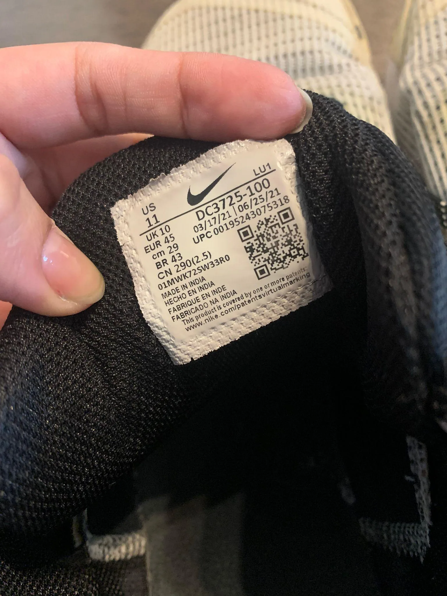 Nike sneakers with ***signs of wear*** image indicator(6)