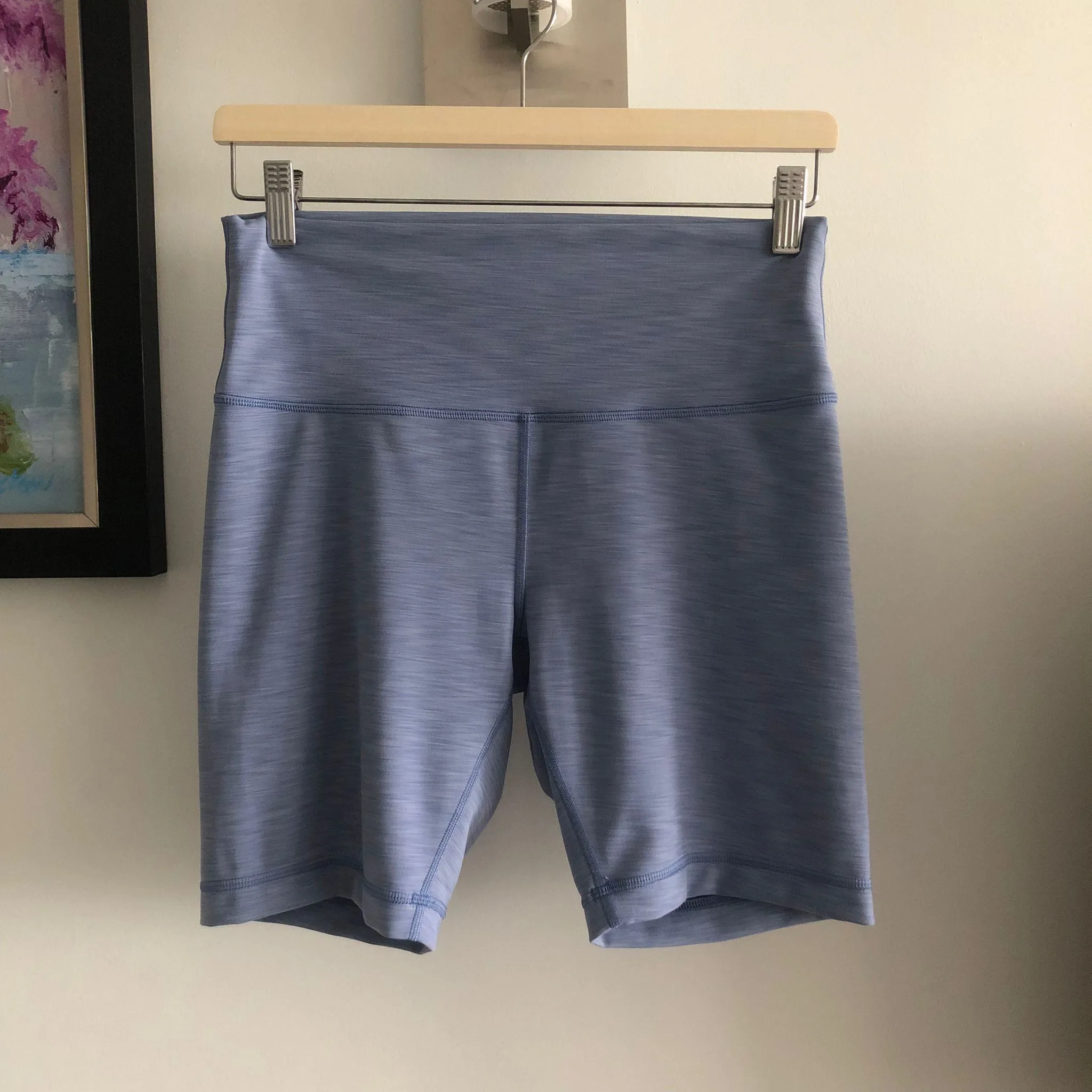 BNWOT Lululemon Wunder Train High-Rise Shorts - Size 10 (Medium) thumbnail