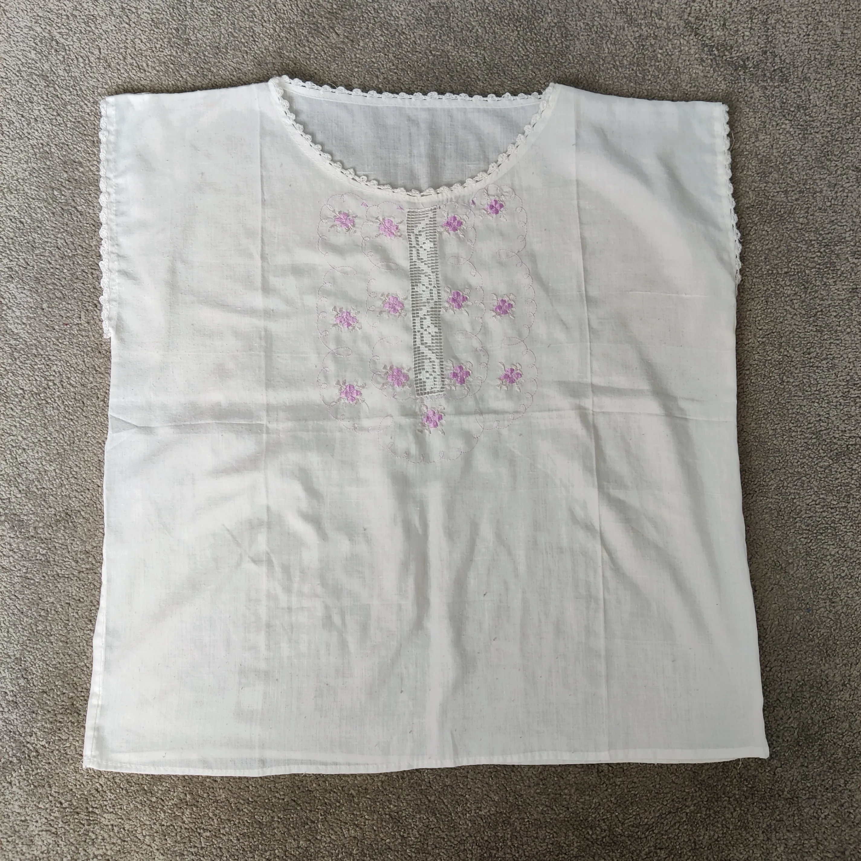 Vintage White Cotton Blouse with Purple Floral Embroidery thumbnail