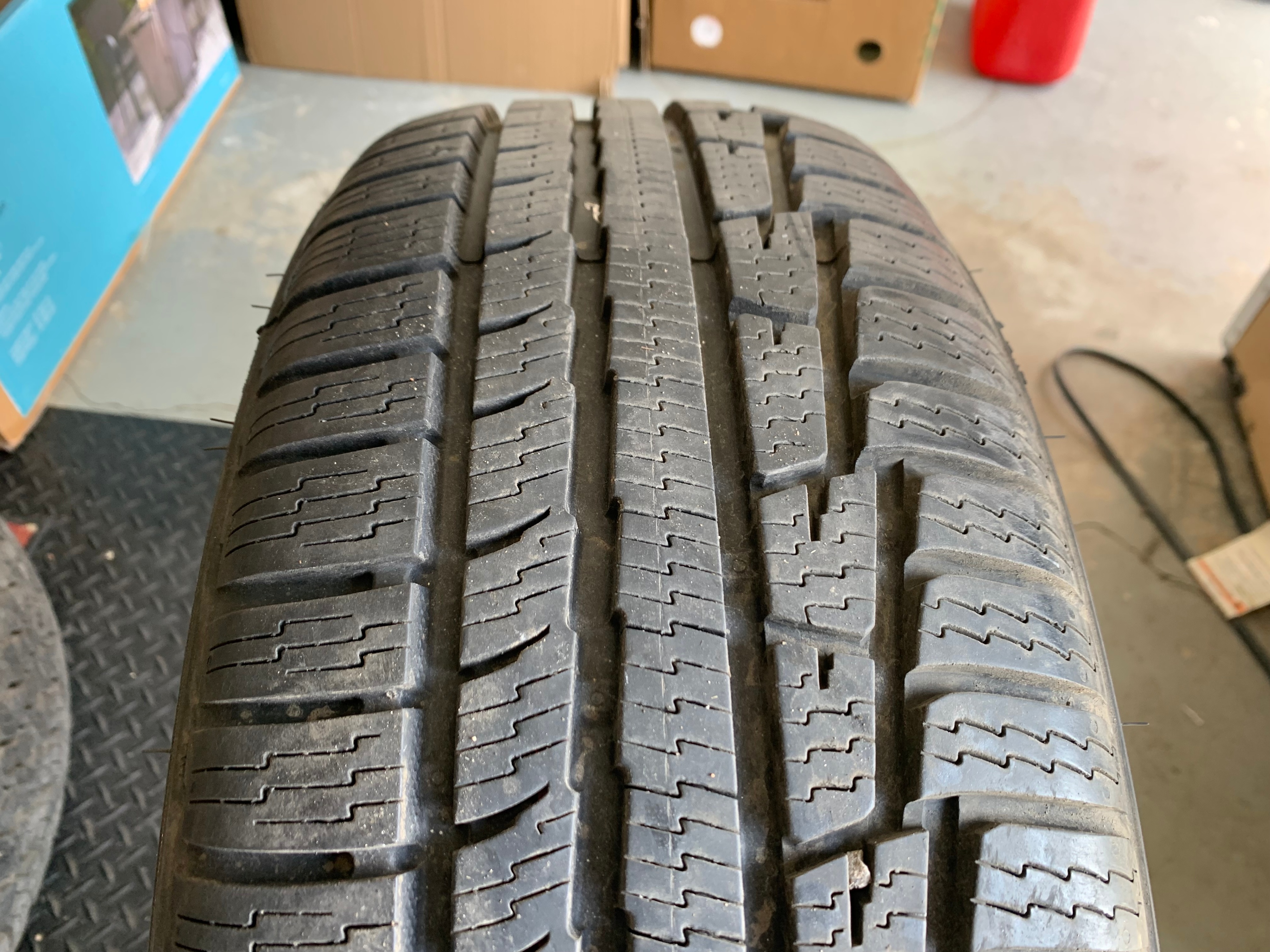 1 X single 205/60/16 92V M+S Nordman Solstice with 98% tread - photo 3
