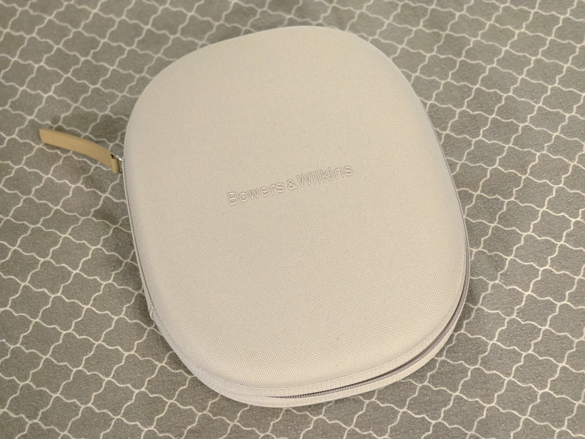 Bowers & Wilkins Px8 Tan image indicator(3)