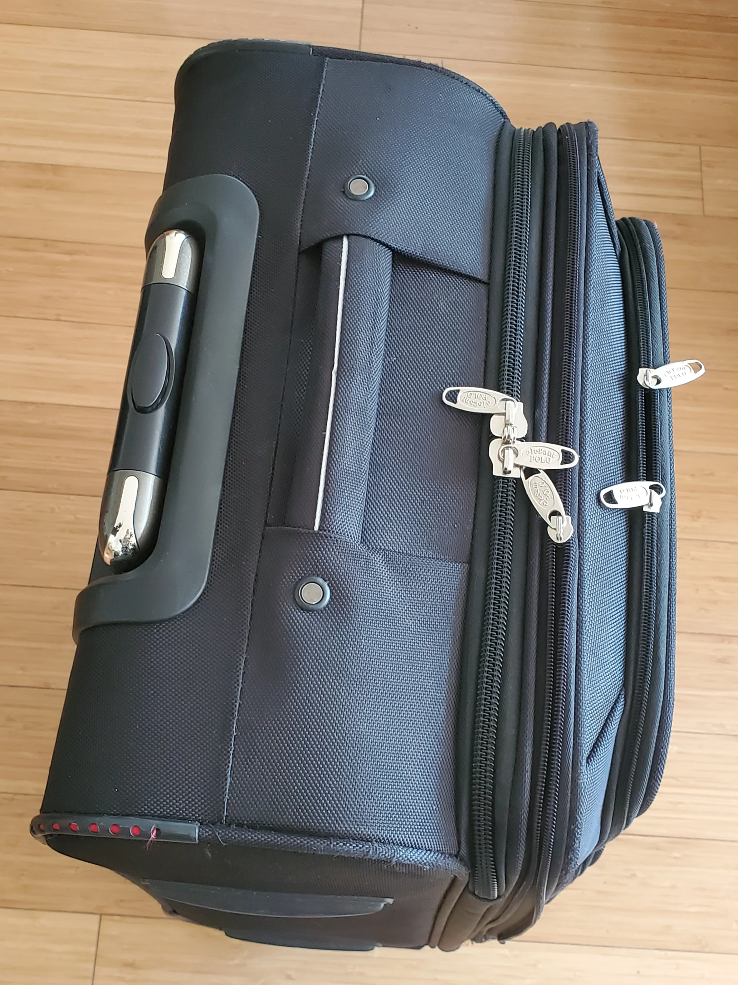 Large Size Luggage for traveling image indicator(6)