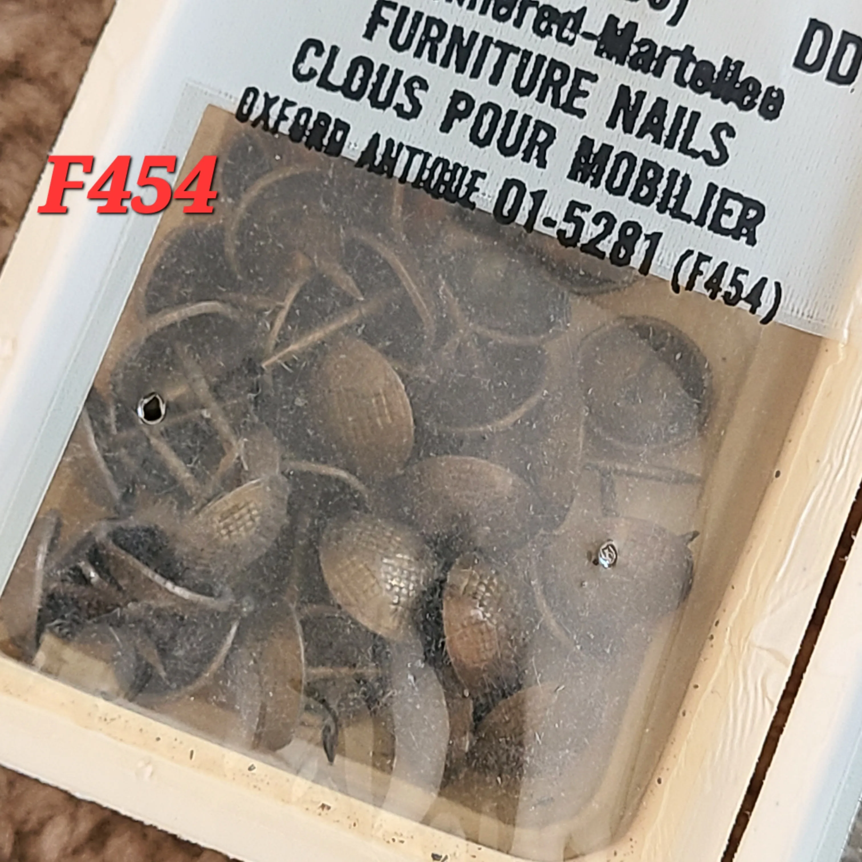 Vintage Spar-Pak Oxford Antique Furniture Nails (10 pkg) image indicator(7)
